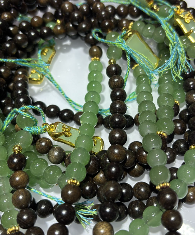 250822- B54 8mm+沉瑰寶琉璃珠設計款雙圈手串