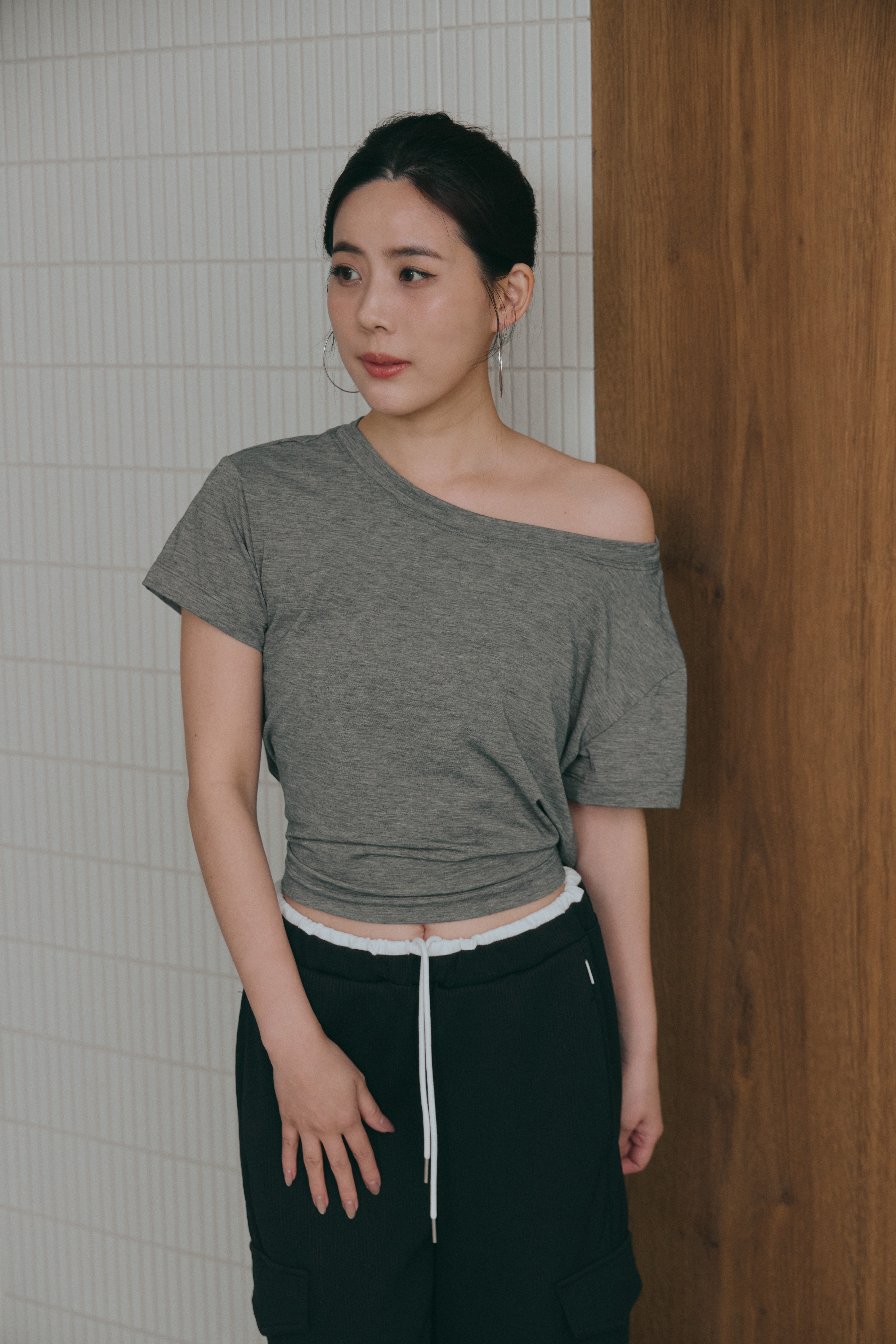 鬆弛綁帶寬鬆TEE- 淺灰