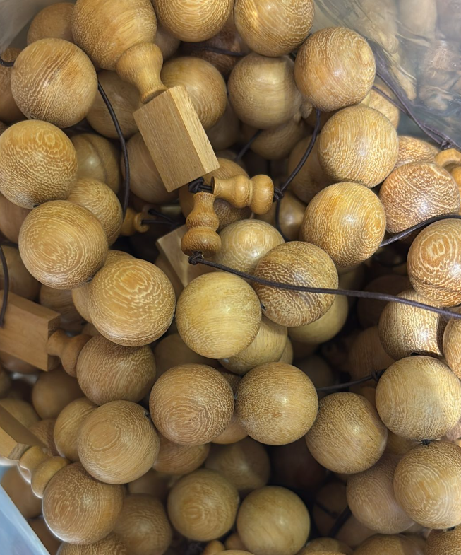 250822 - B61 19mm+黃檀木巨無霸手串