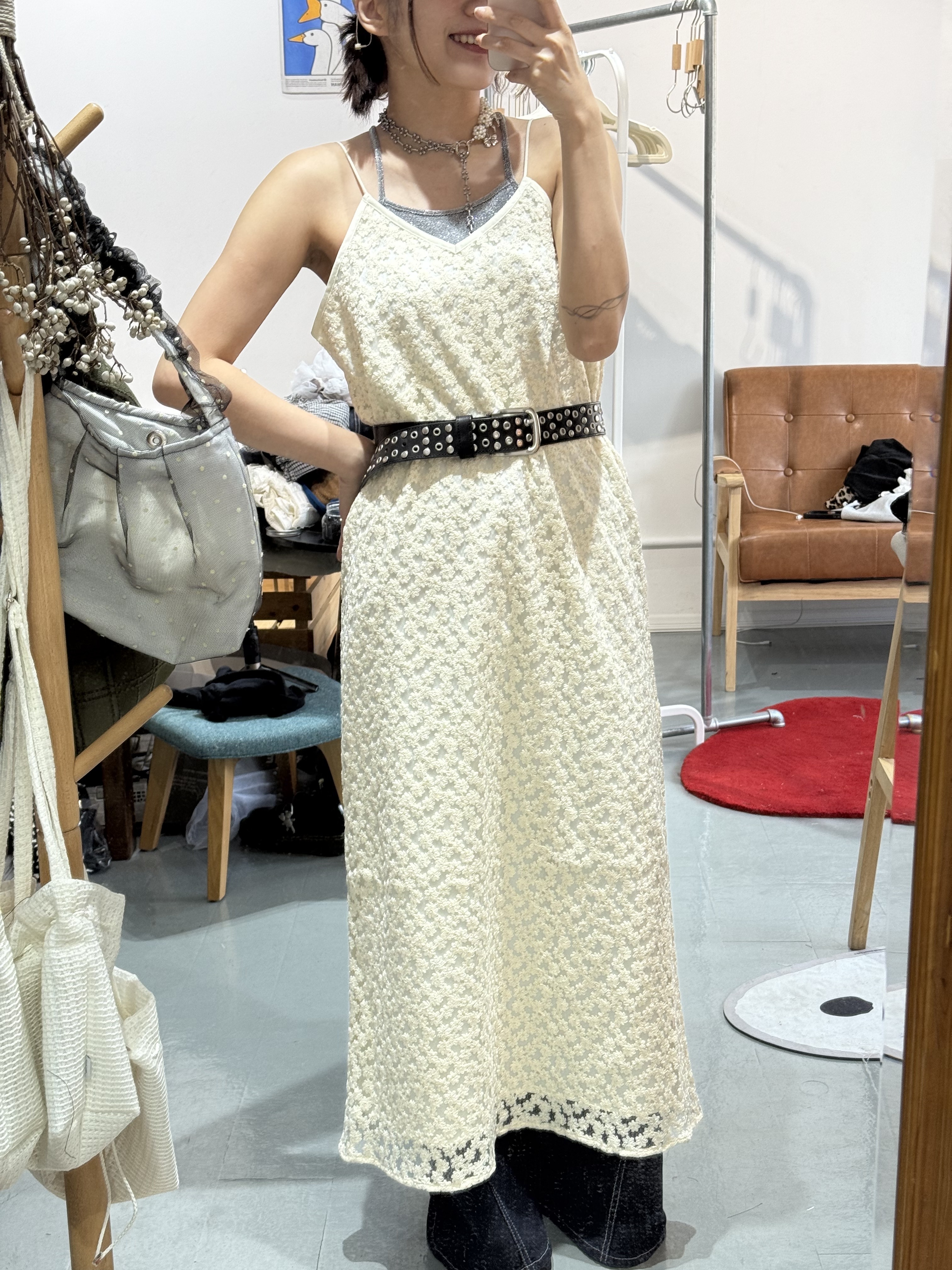 細花卉吊帶連身裙