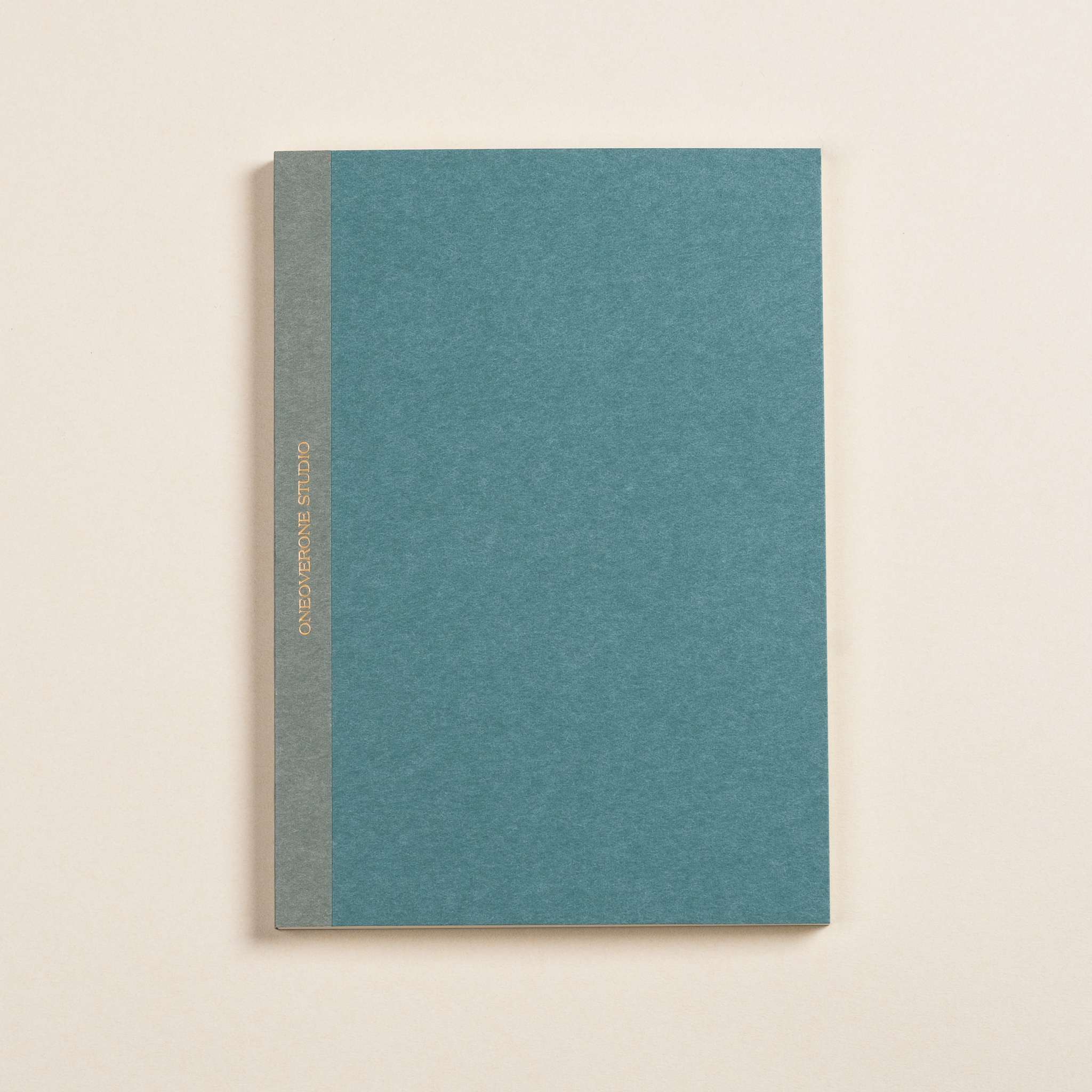 米色68磅 / 4mm方格 巴川紙筆記本 / A5-森綠 / 一分之一工作室 臺灣