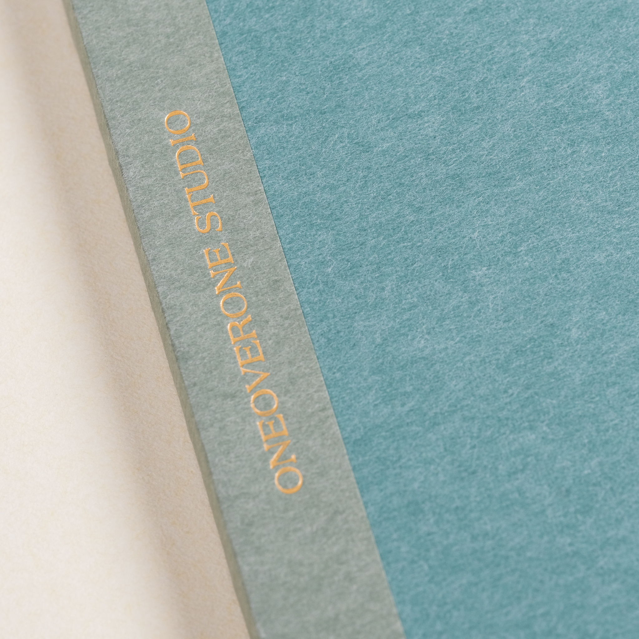 米色68磅 / 4mm方格 巴川紙筆記本 / A5-森綠 / 一分之一工作室 臺灣