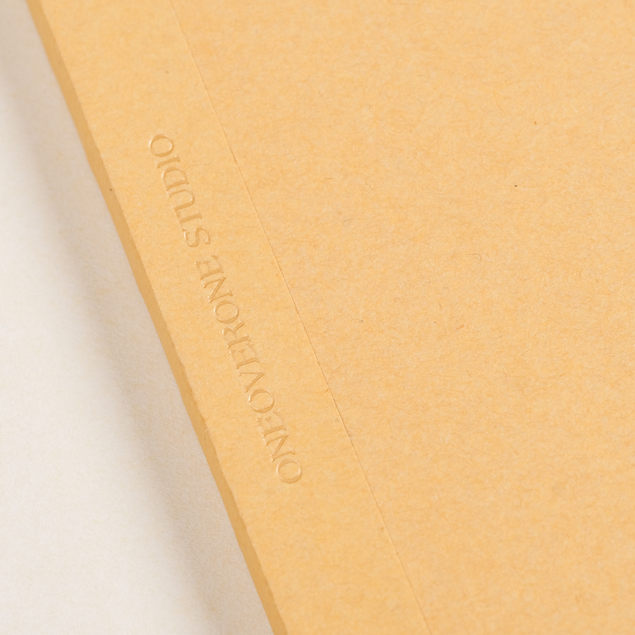 米色68磅 / 4mm方格 巴川紙筆記本 / A5-山野黃 / 一分之一工作室 臺灣