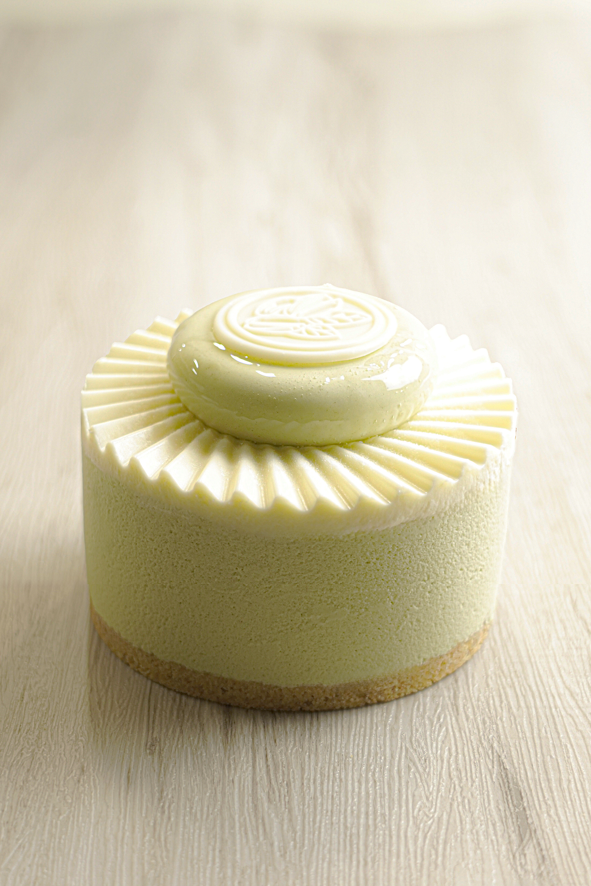 開心果紅桑子慕士蛋糕 (1磅 11cm)