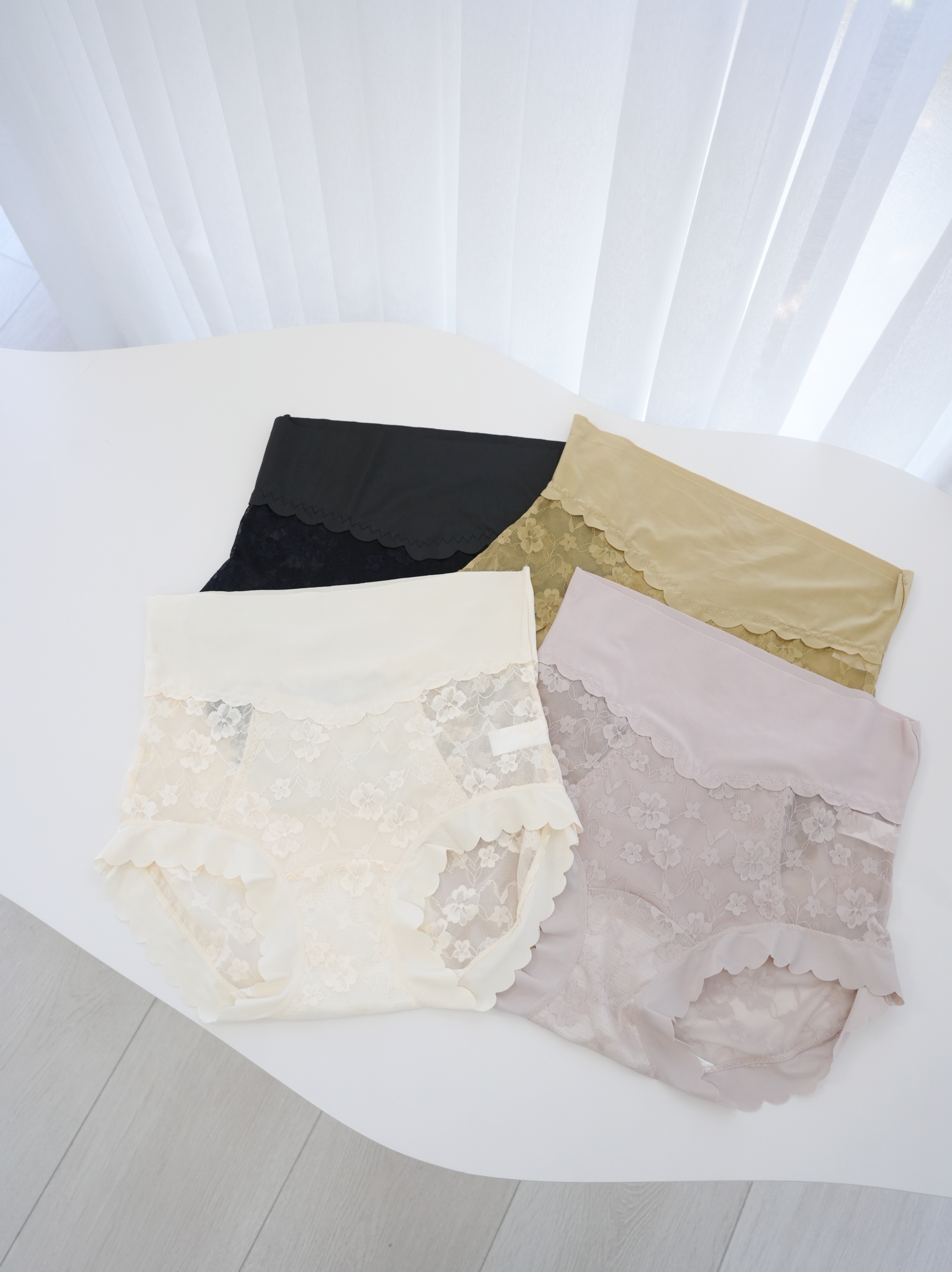 法朵Fado shop｜貓腰褲輕塑親膚蕾絲內褲 (四件組) 720C018