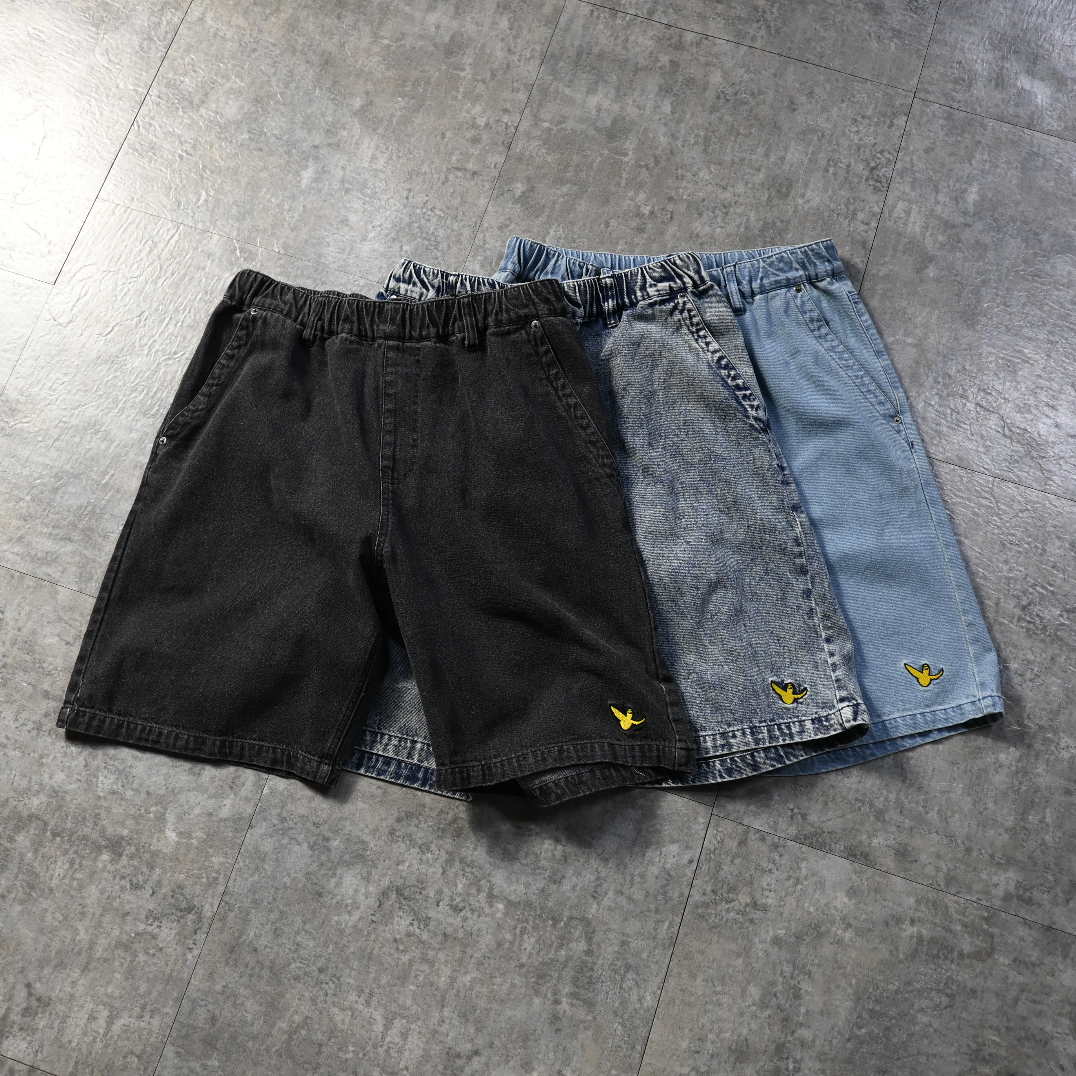 (What it isNt) ART BY MARK GONZALES Washed Baggy Shorts