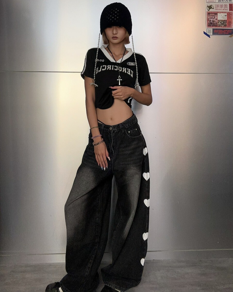 側邊愛心洗水彎刀褲