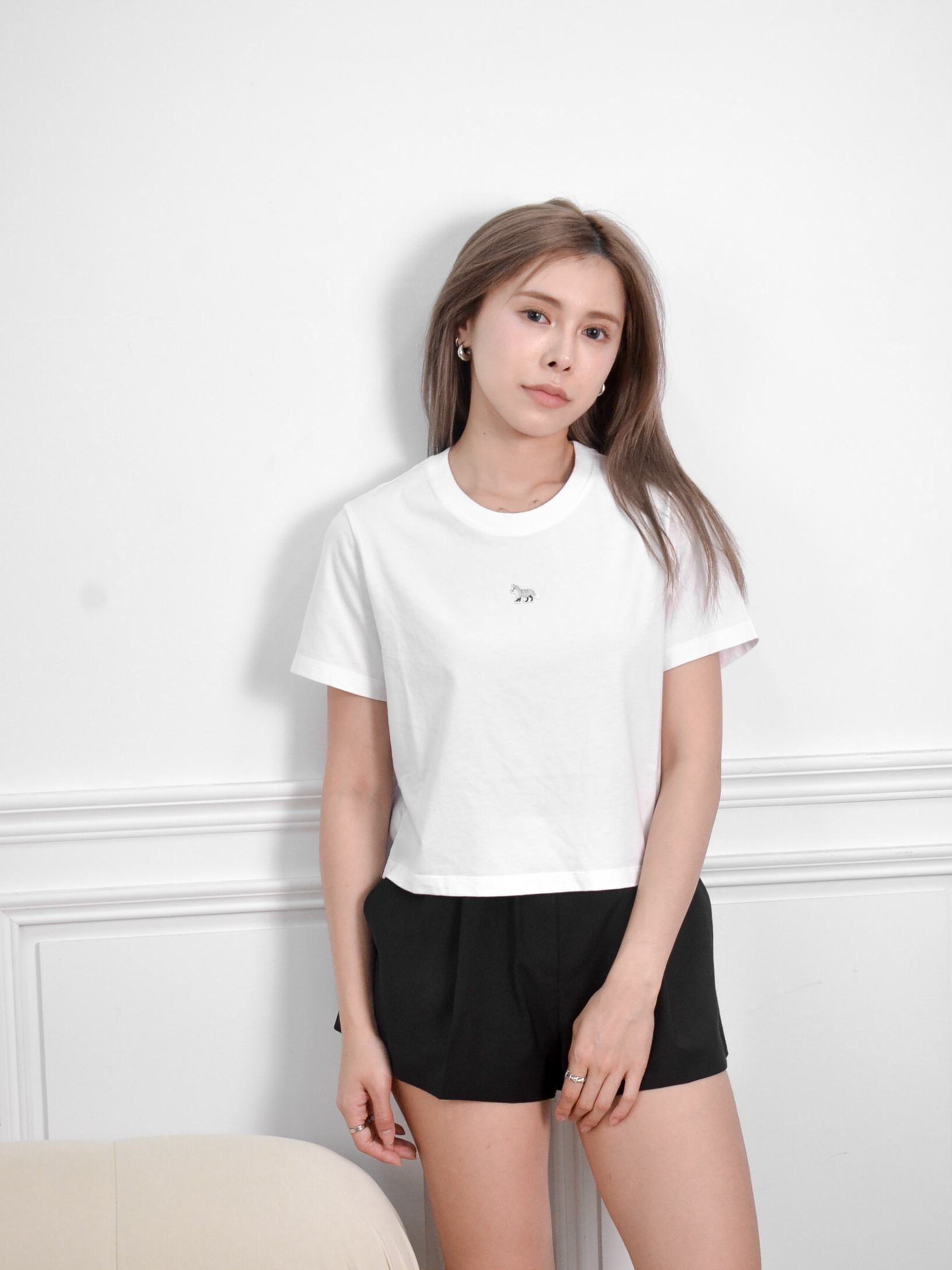 Maison Kitsune 小狐狸補丁短袖 (短版)(白)【OW00104KJ0008-P100】