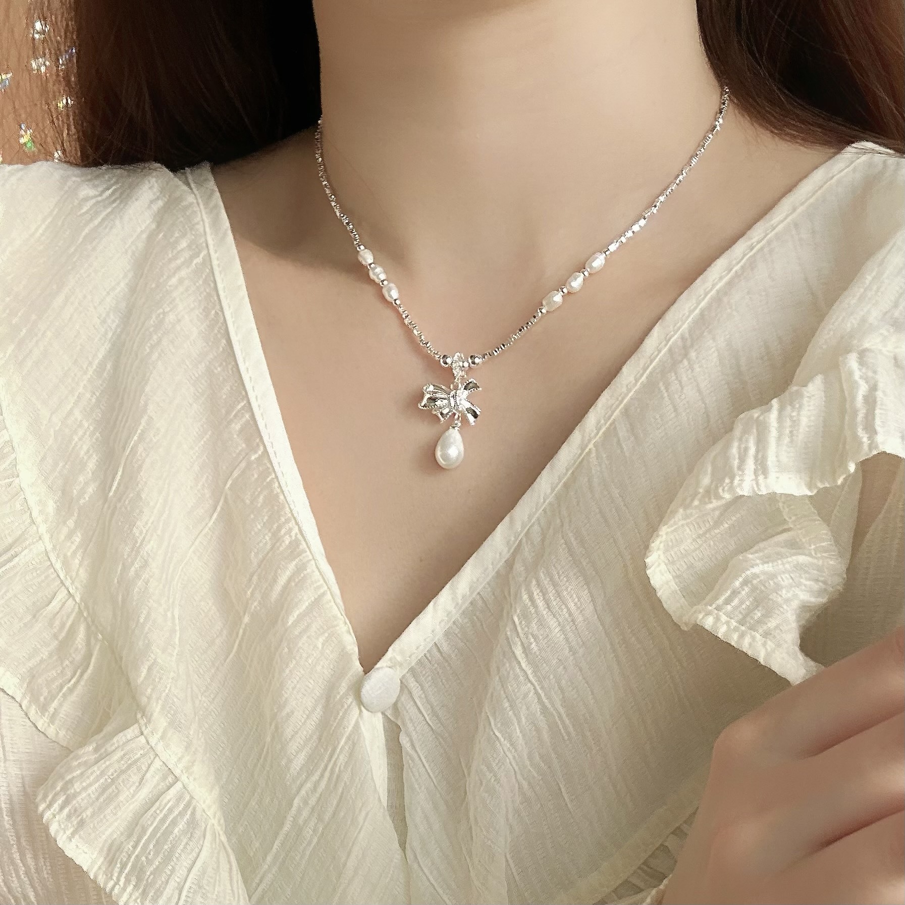 D52碎銀蝴蝶結珍珠頸鍊