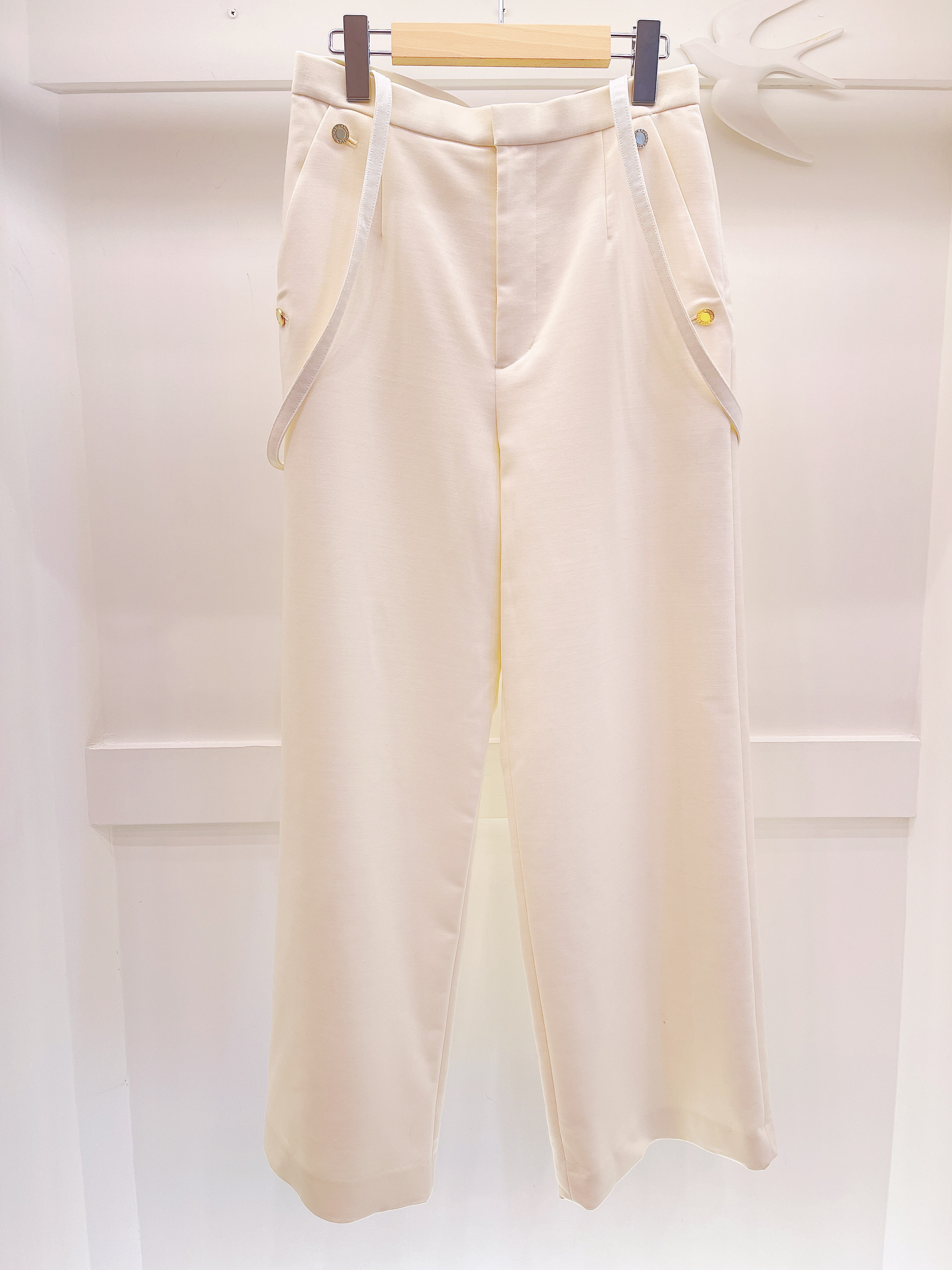 吊帶金釦寬褲