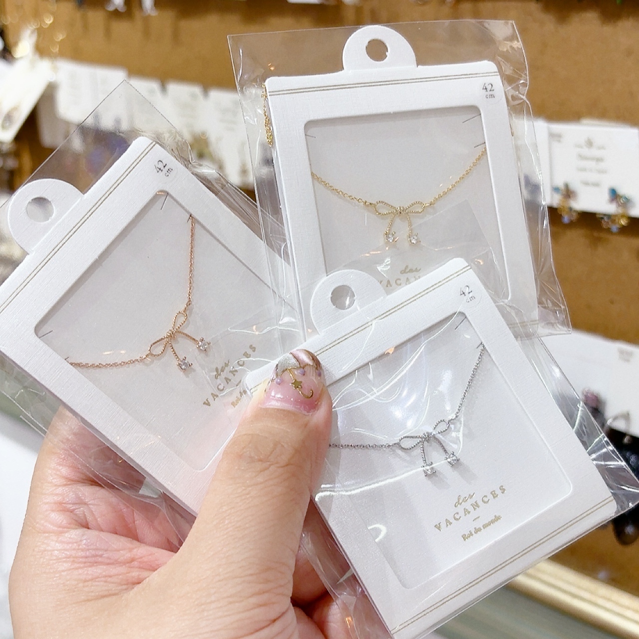 [日本制] 蝴蝶結閃石頸鏈