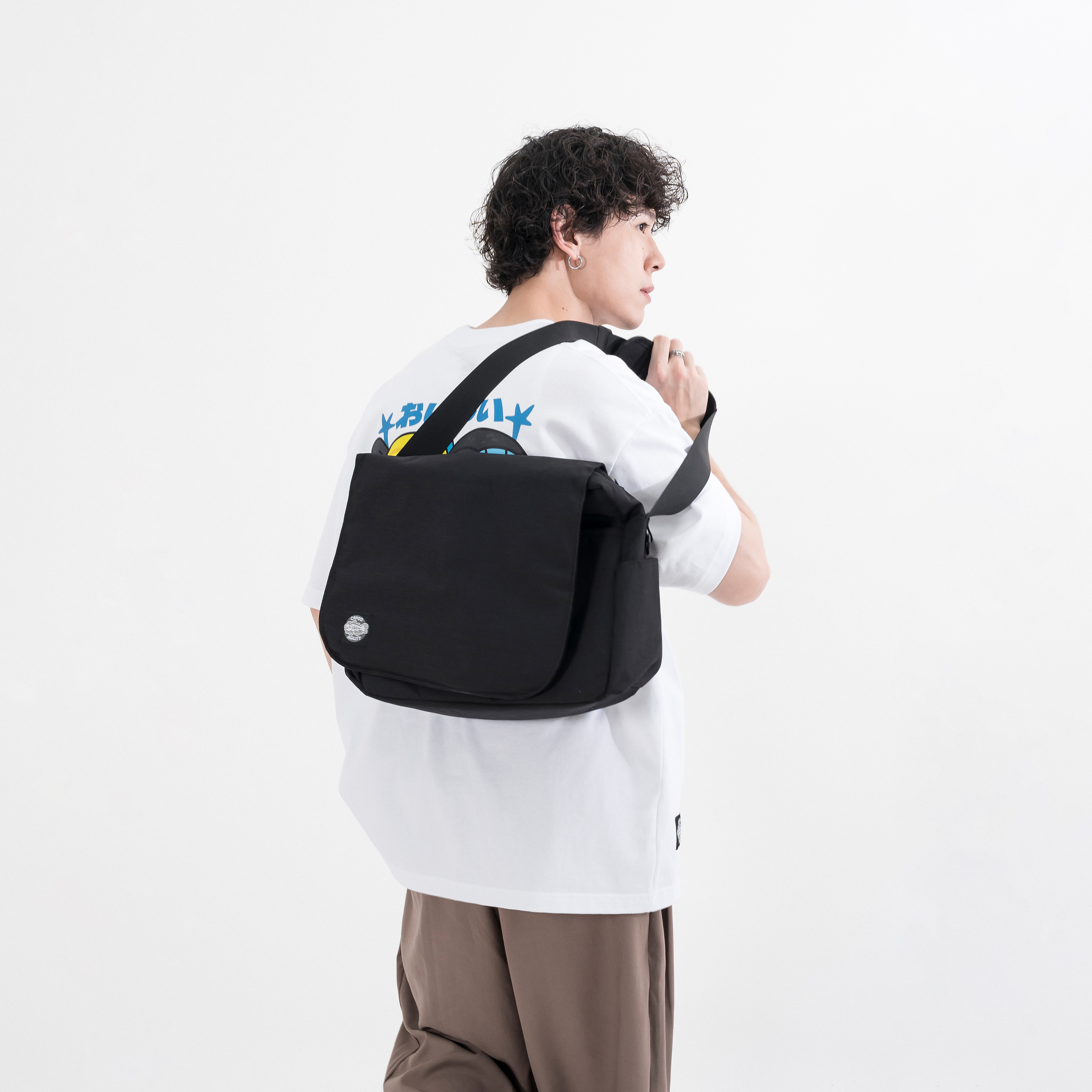 AGILITY x CAPOO Collaboration Messenger Bag 貓貓蟲咖波 通勤郵差包 [AG-CP-4]