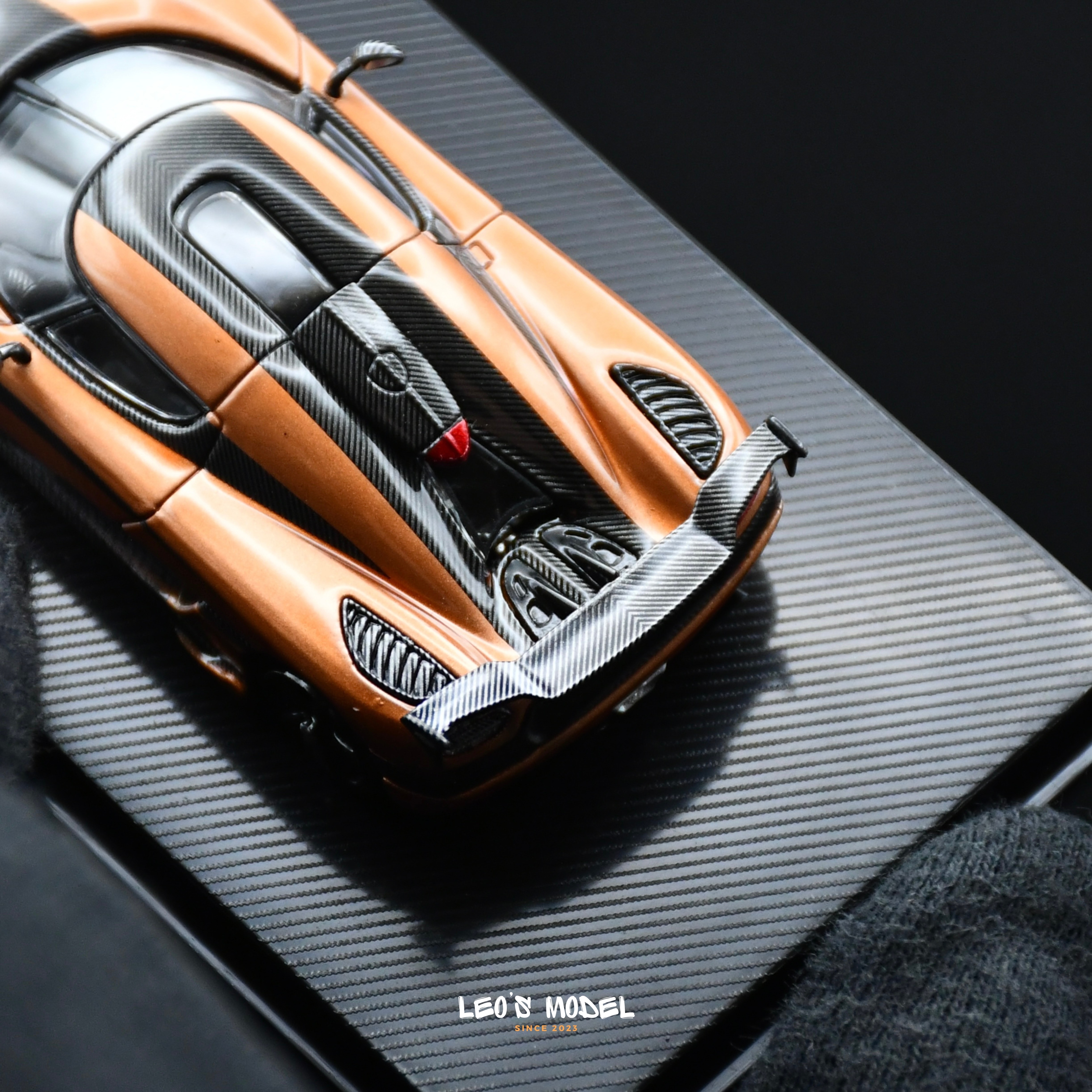 1/64 Koenigsegg Agera RS 金（非Taipei Gold）