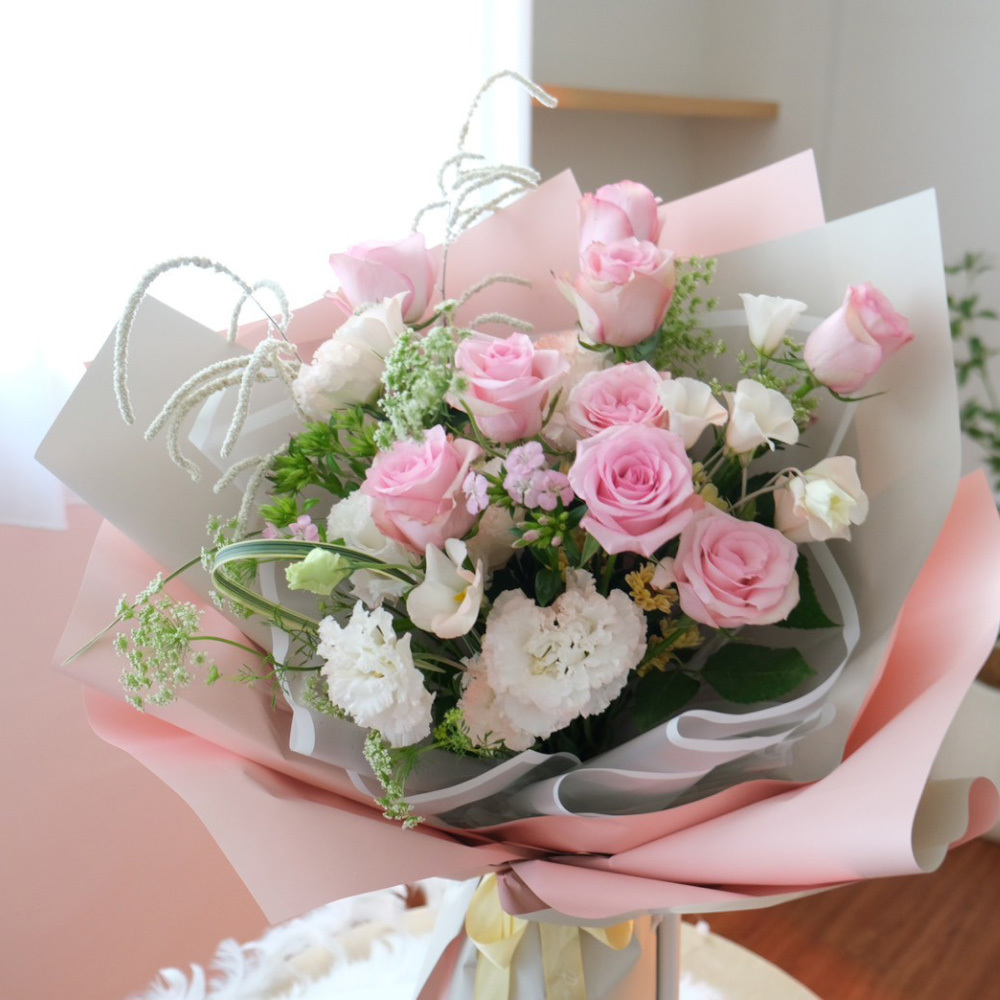 鮮花花束 / 9朵玫瑰花束+配花＆葉子(粉色系）