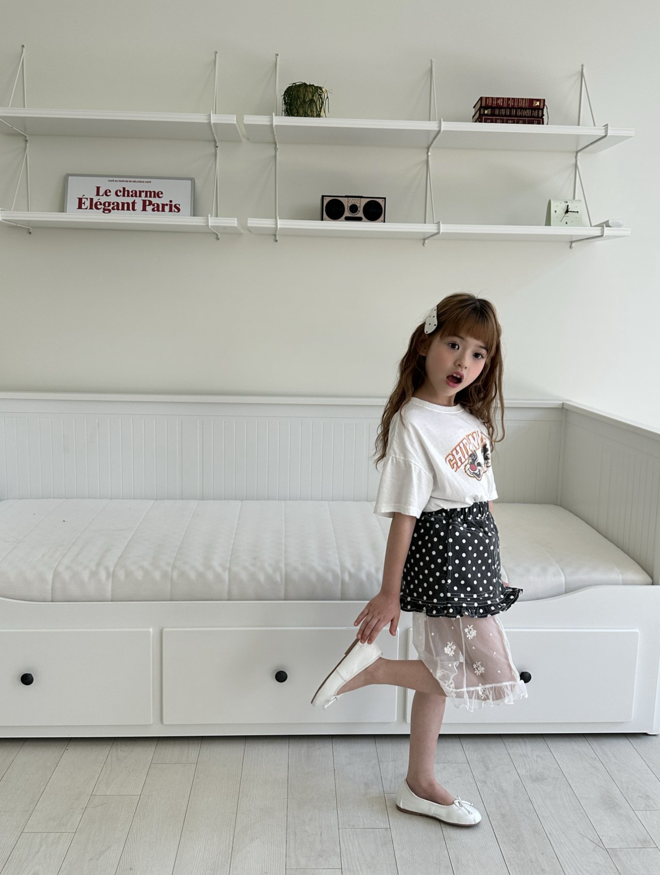 Elly Molly Wind Mouse Box Tee