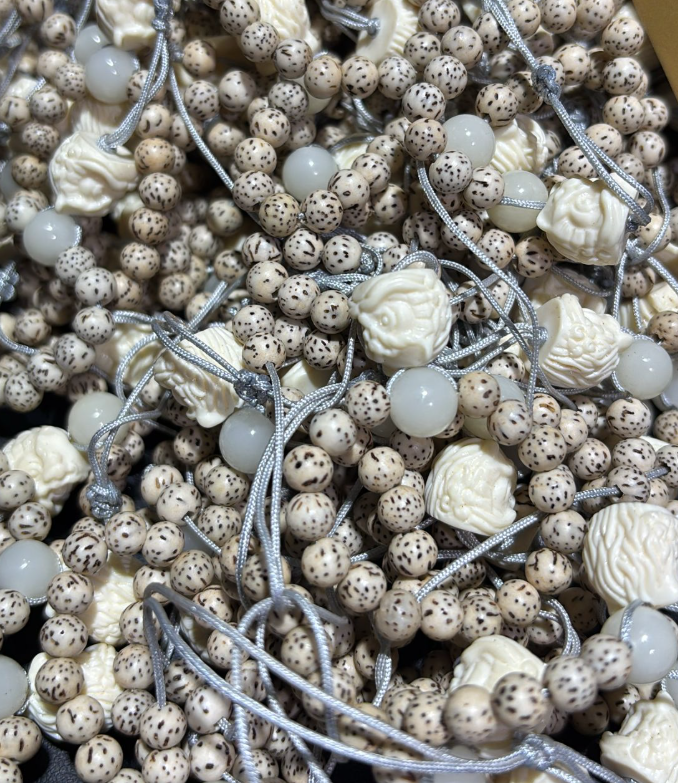 250823 - C23 星月菩提象牙果醒獅掛飾