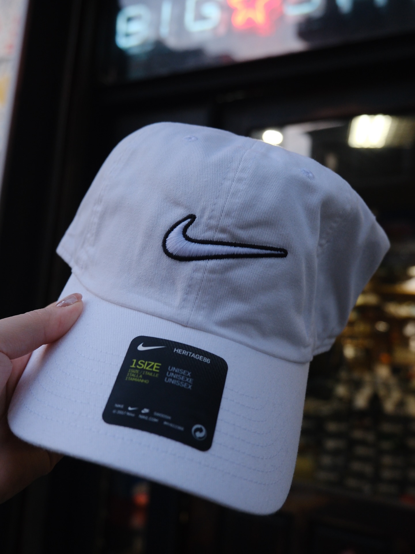 Nike 立體 簍空勾勾 老帽 白色 943091-100