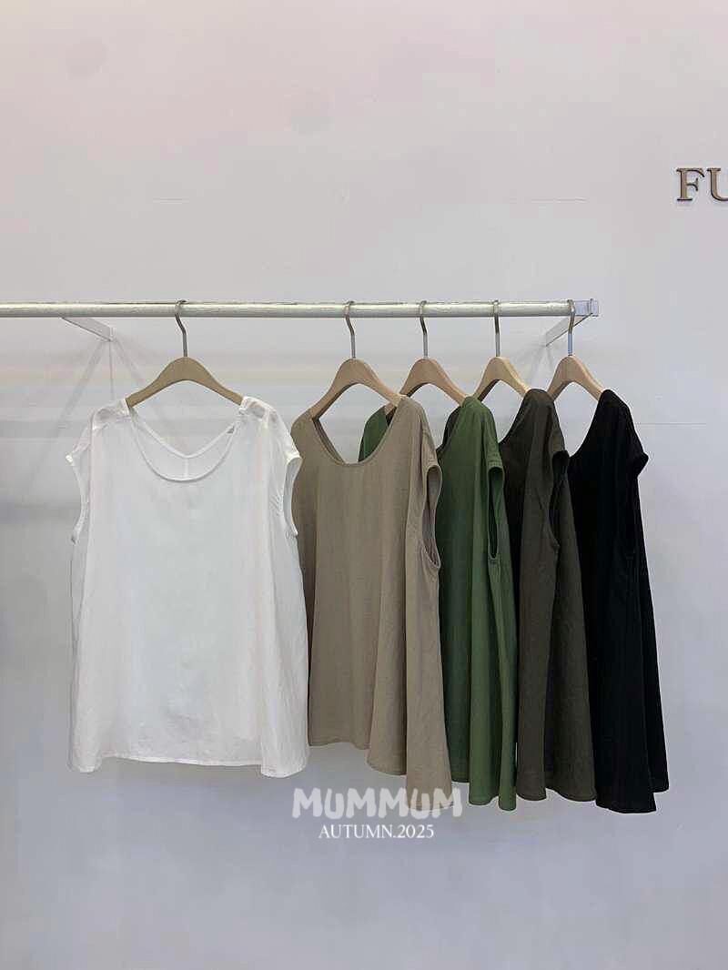 0212630a/韓國秋季大V領闊A型剪裁上身52/62/27-30