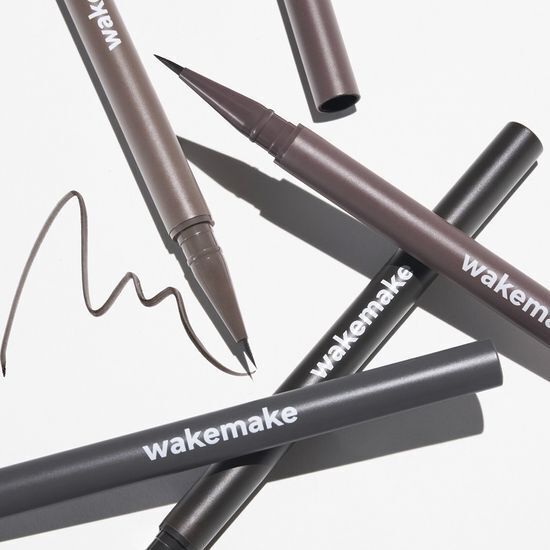 WAKEMAKE Real Defining Brush Liner