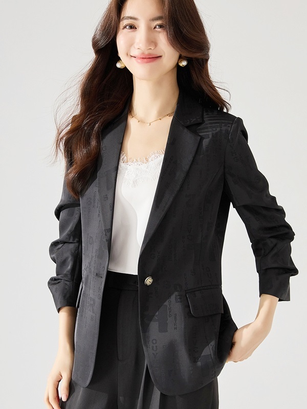 字母緞面七分袖西裝外套 兩色