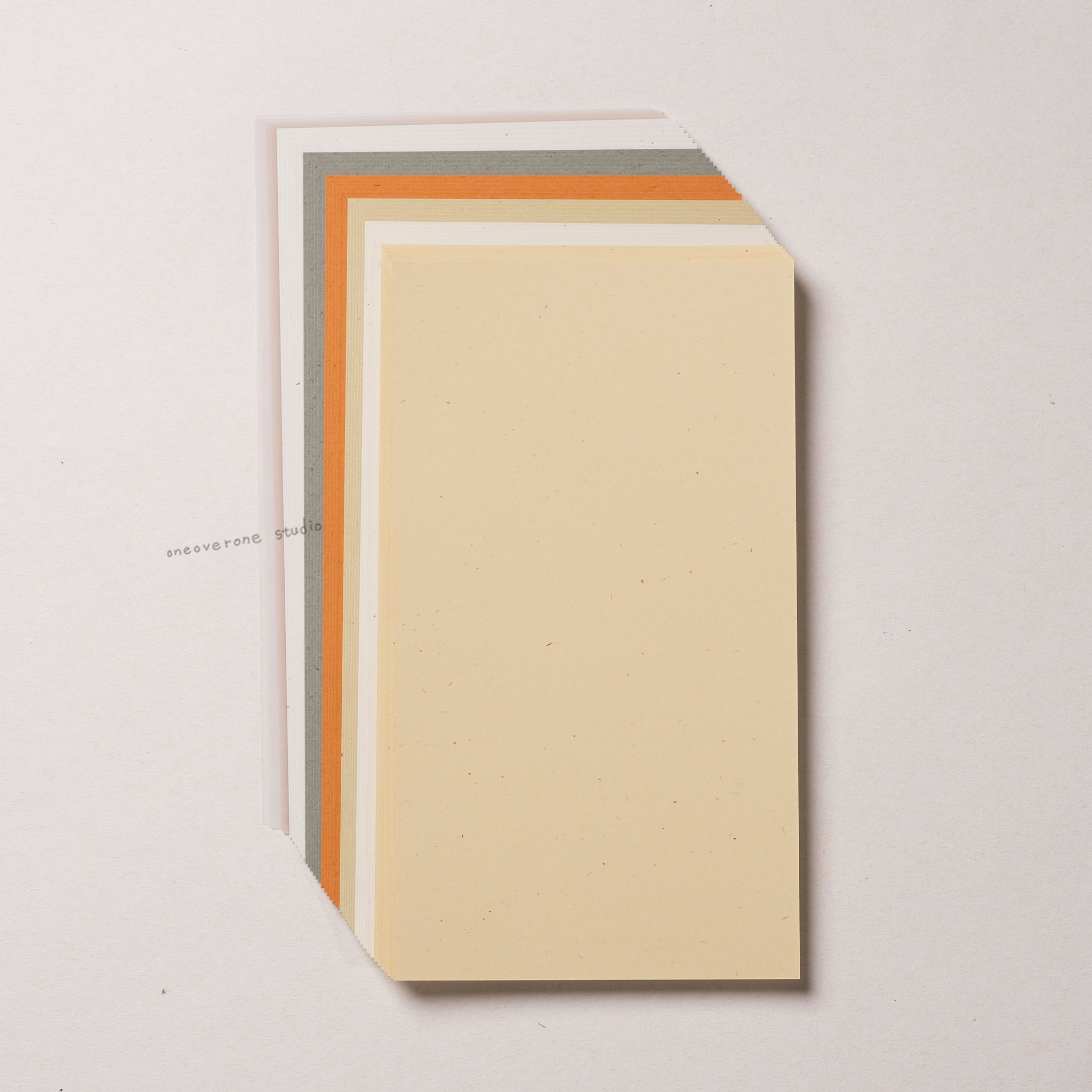 無孔 BIBLE尺寸 秋日絮語素材紙包 ｜一分之一工作室 臺灣