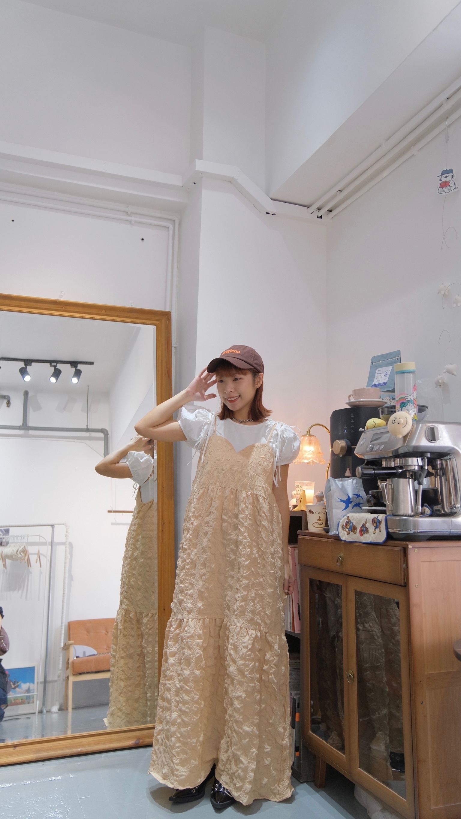 泡泡棉V胸罩洋裝