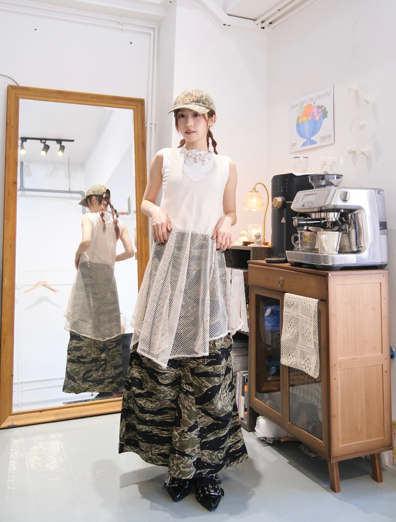 Vol.132 網眼工字背大擺Layer ( Ivory)