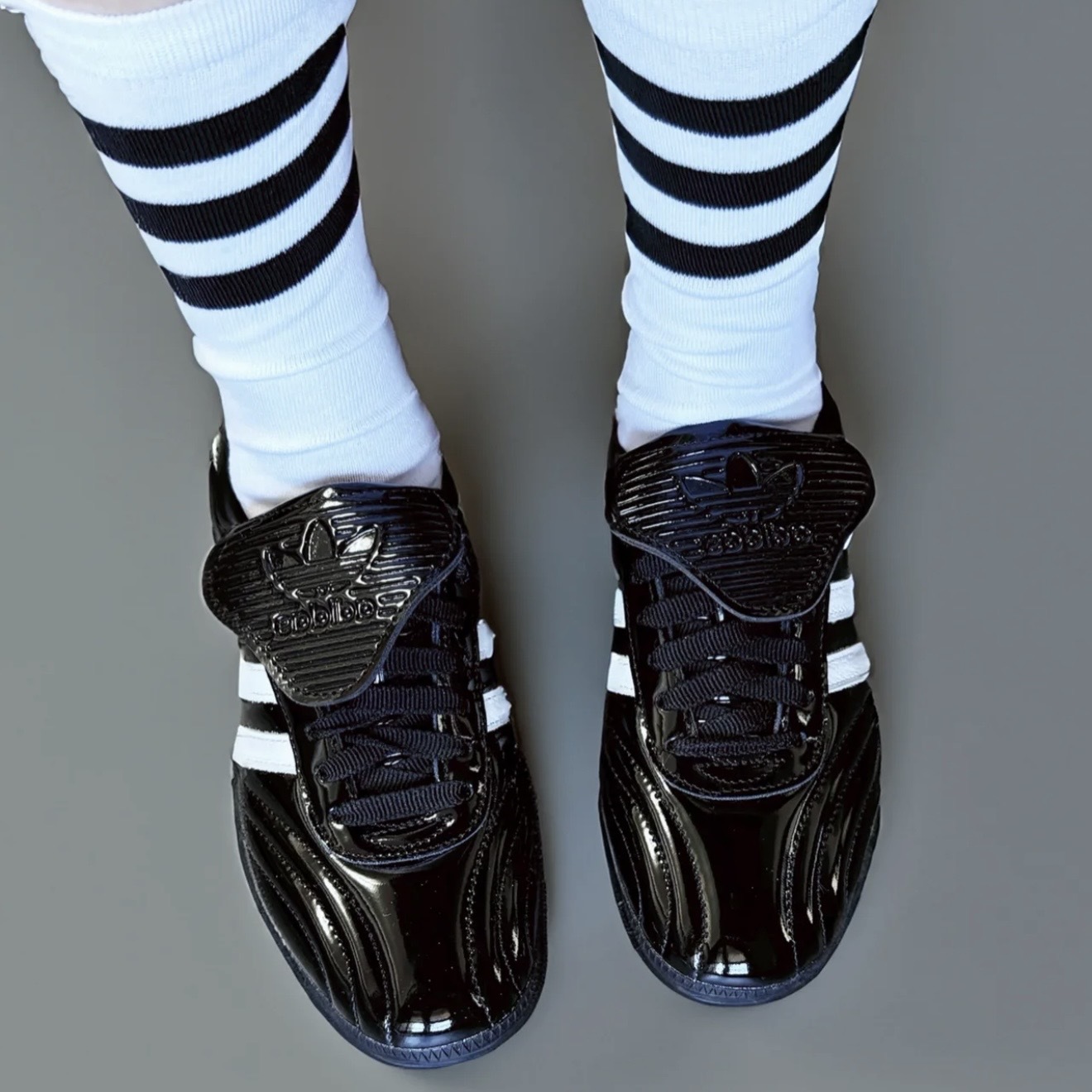 ADIDAS ORIGINALS SAMBA LT 黑白 亮面漆皮 翻鞋舌 德訓鞋 JI2707