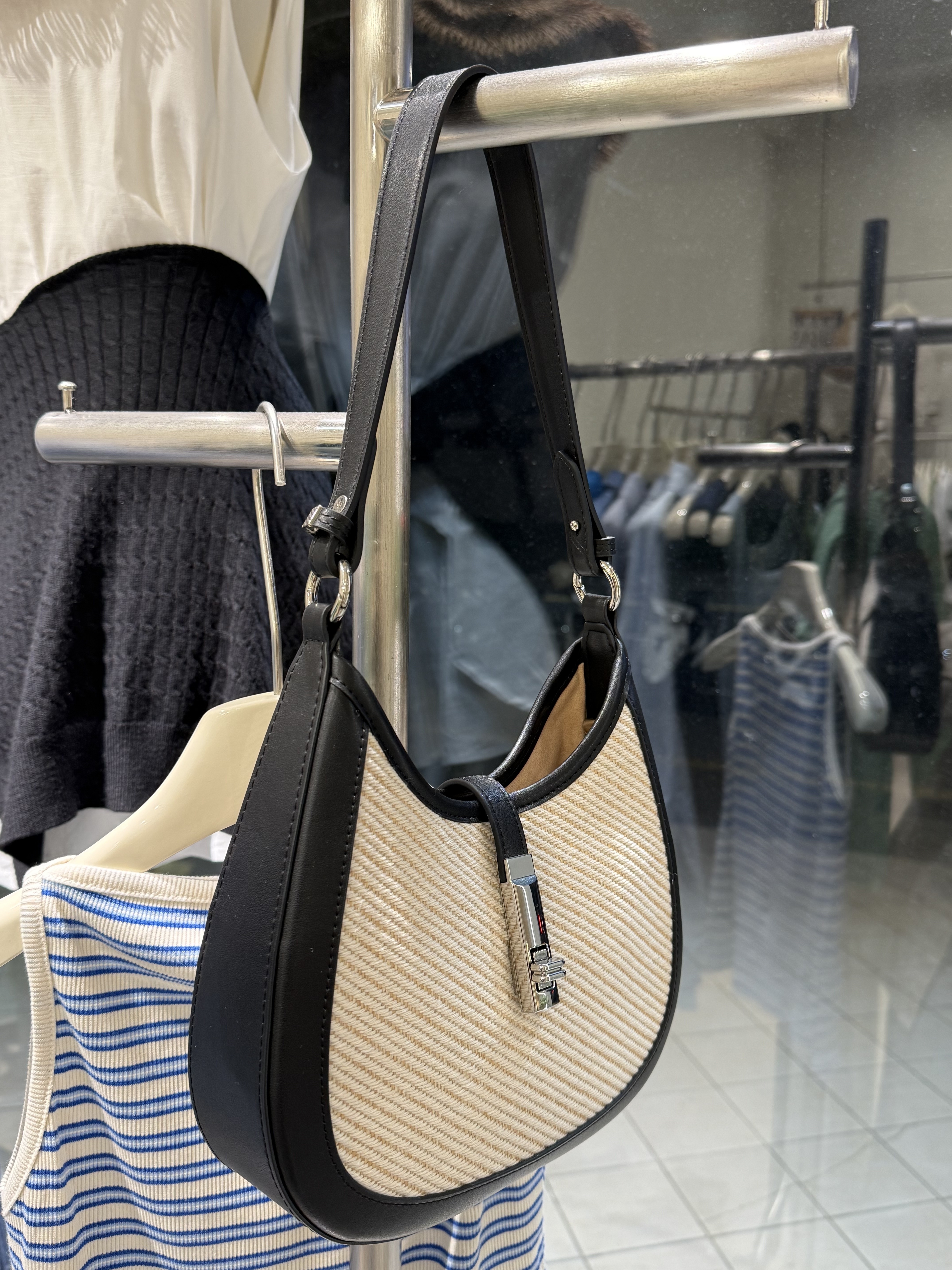 正韓帆布拼接牛皮馬鞍包