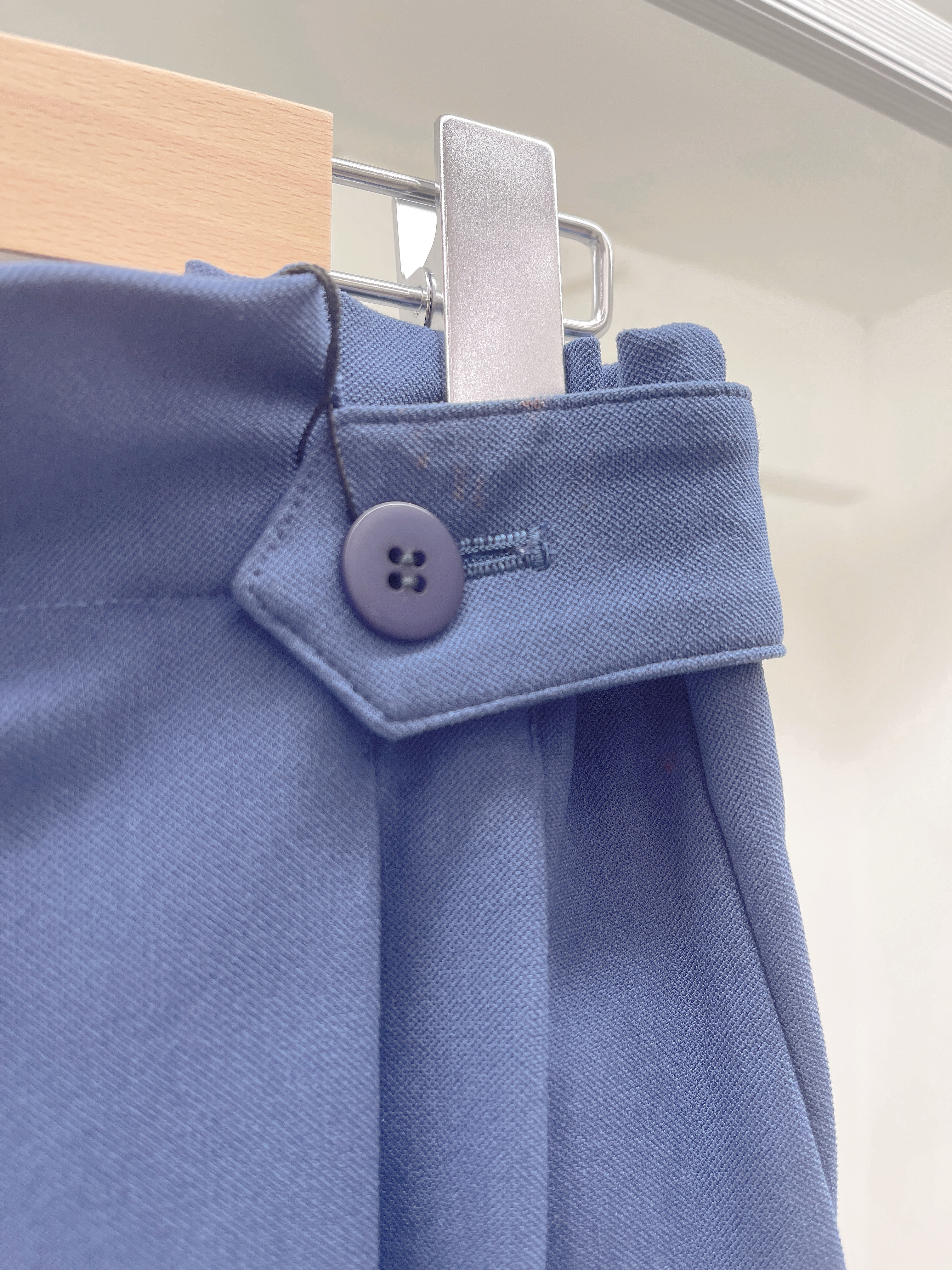 腰打摺挺版寬褲