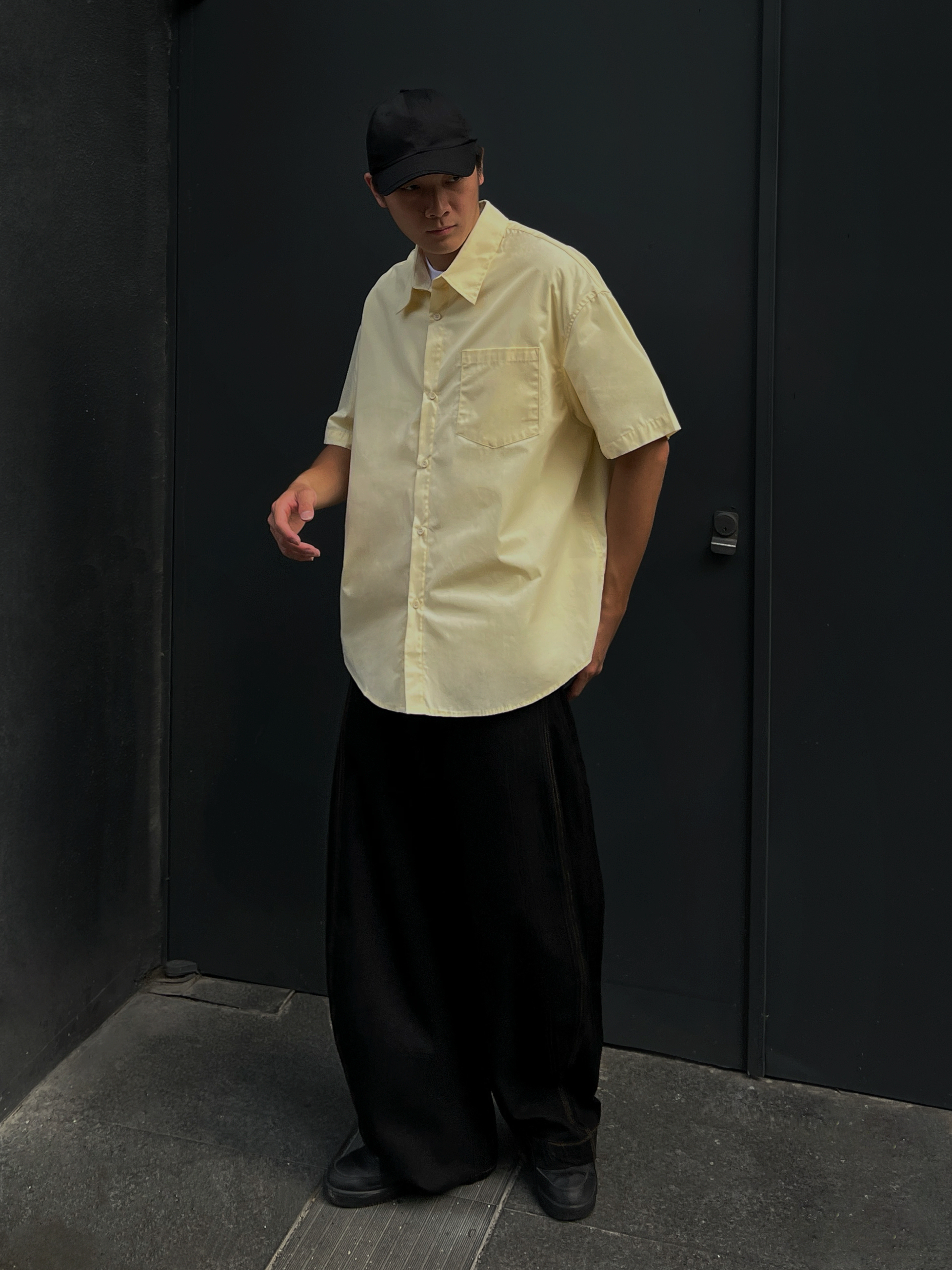 [1atm] 寬版-圓弧底襯衫