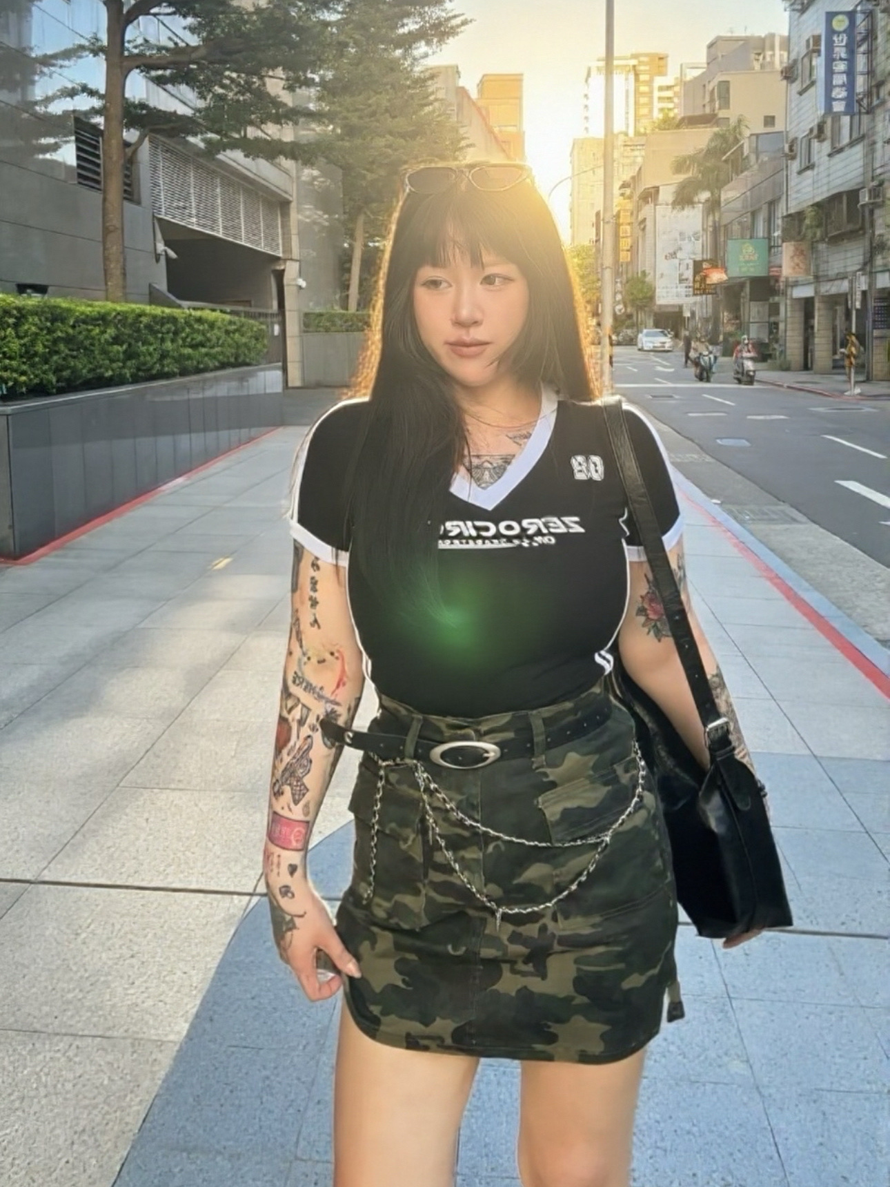 彈性迷彩窄短裙*後鬆緊帶