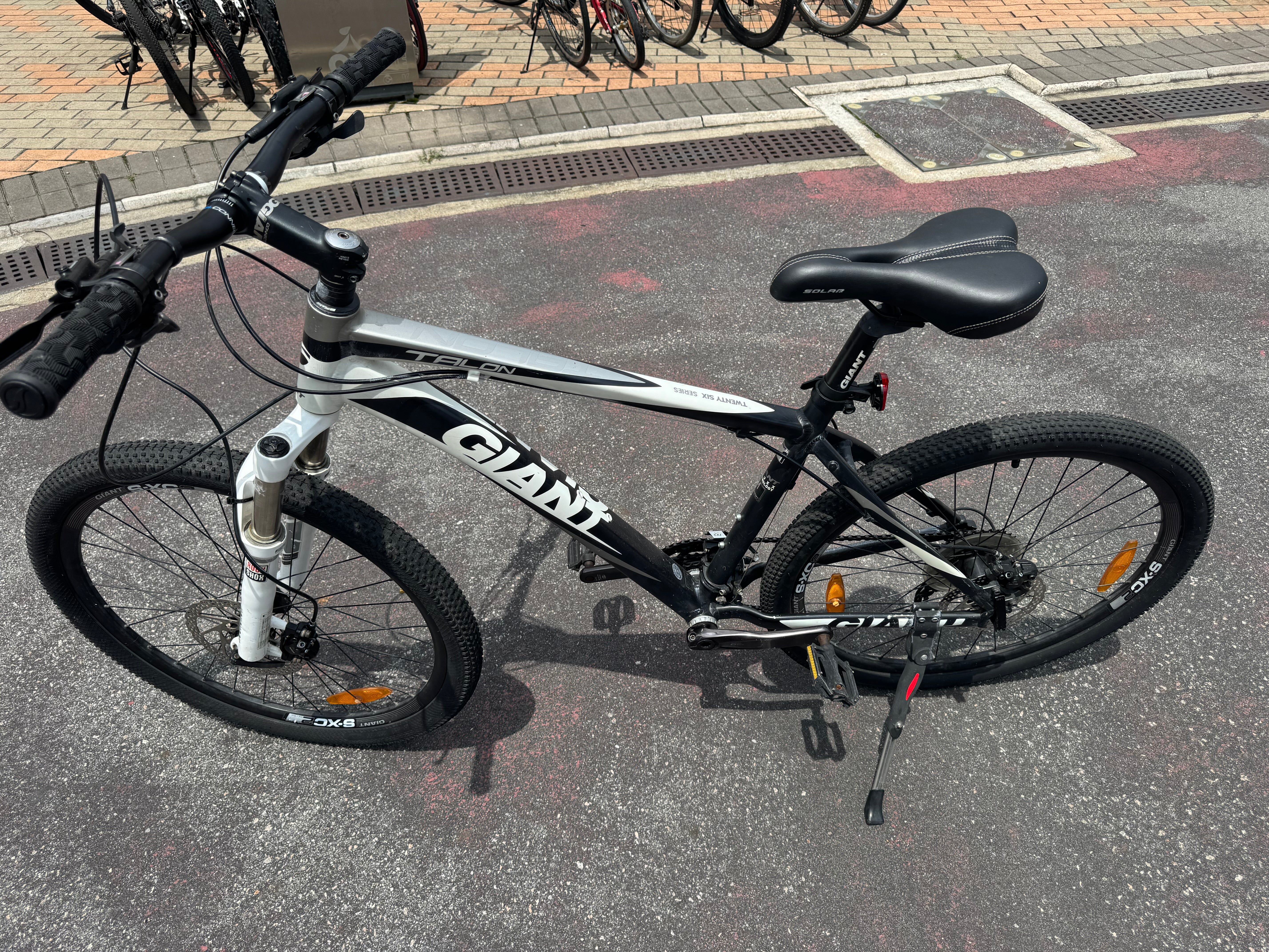 二手 26” GIANT TALON 1 山地車