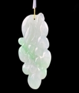 C070 翡翠（A货）晴绿莲花吊坠一枚