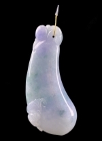 C071 翡翠（A货）春彩飘花福瓜挂件一枚
