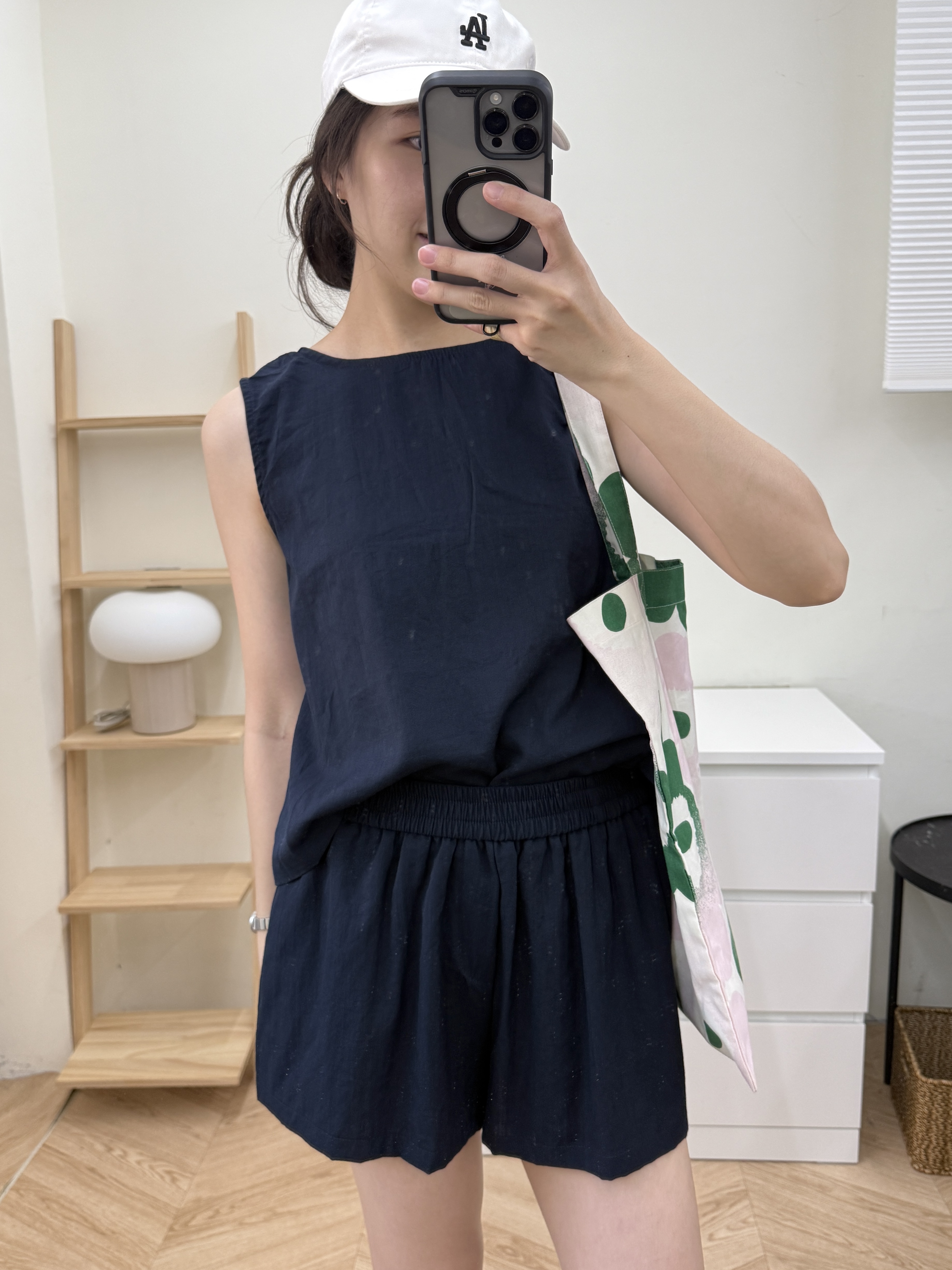 後打折上衣+短褲套裝