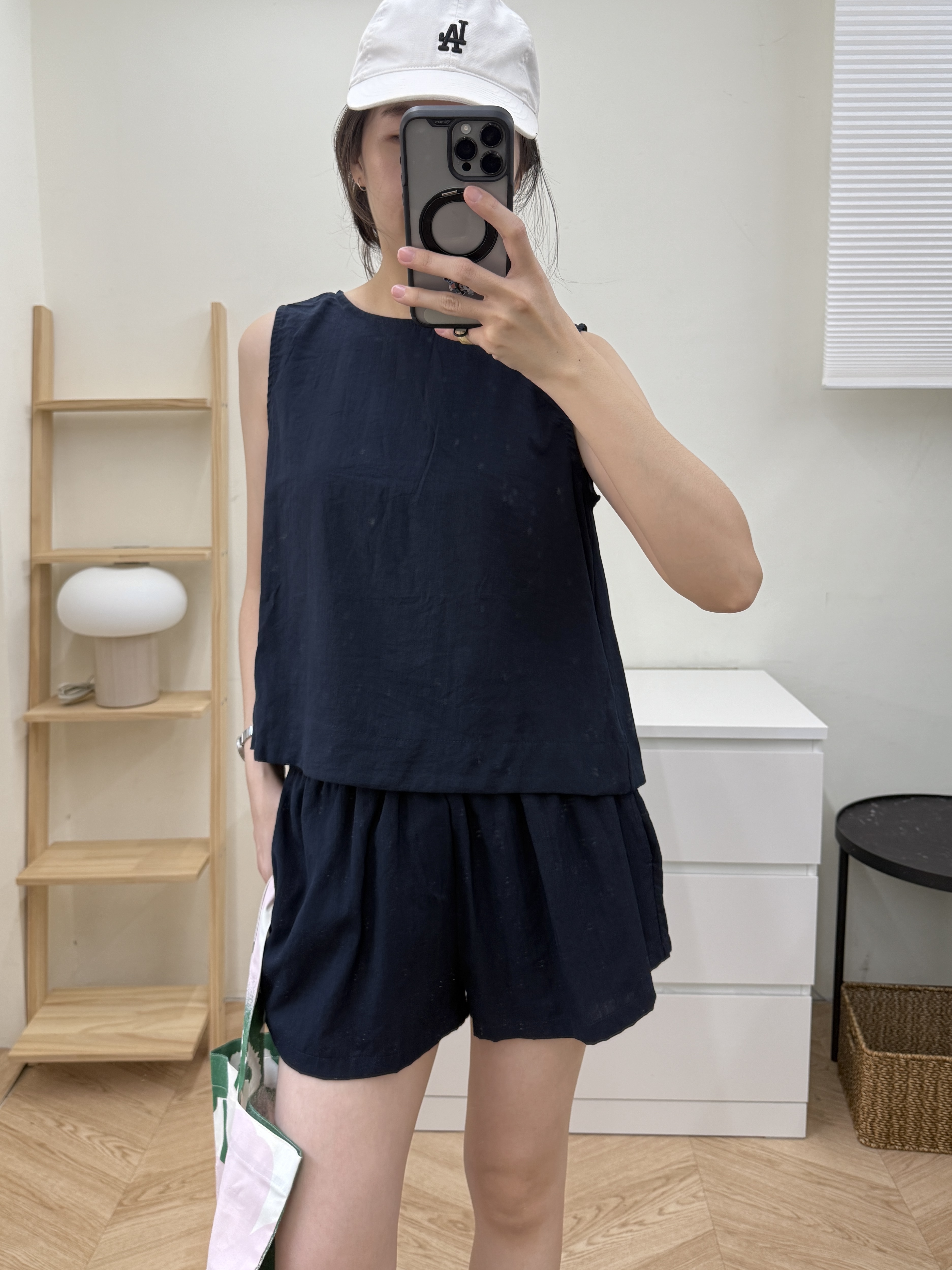 後打折上衣+短褲套裝