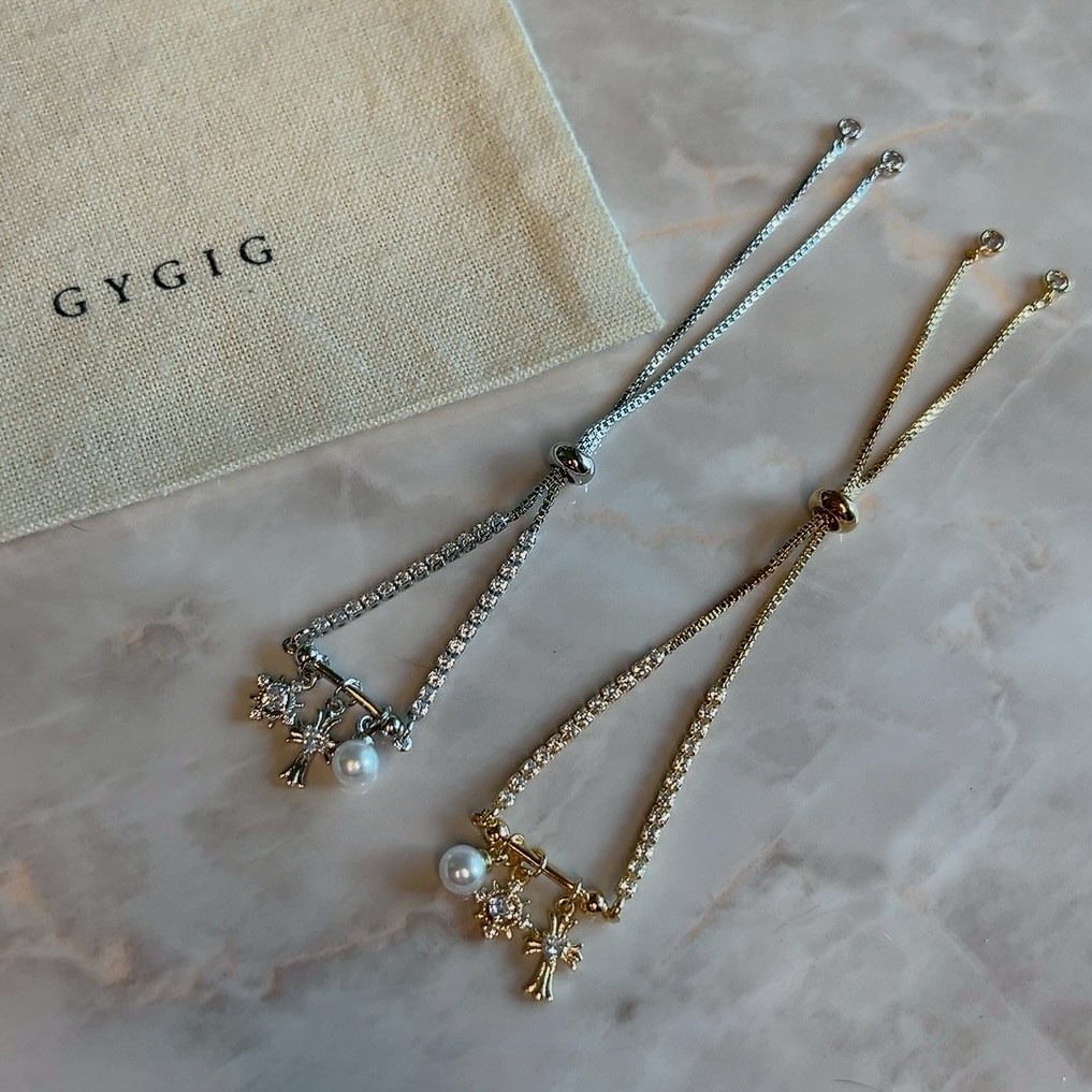 Gy低奢十字珍珠墜chrome Heart”金銀排鑽一體式手鍊