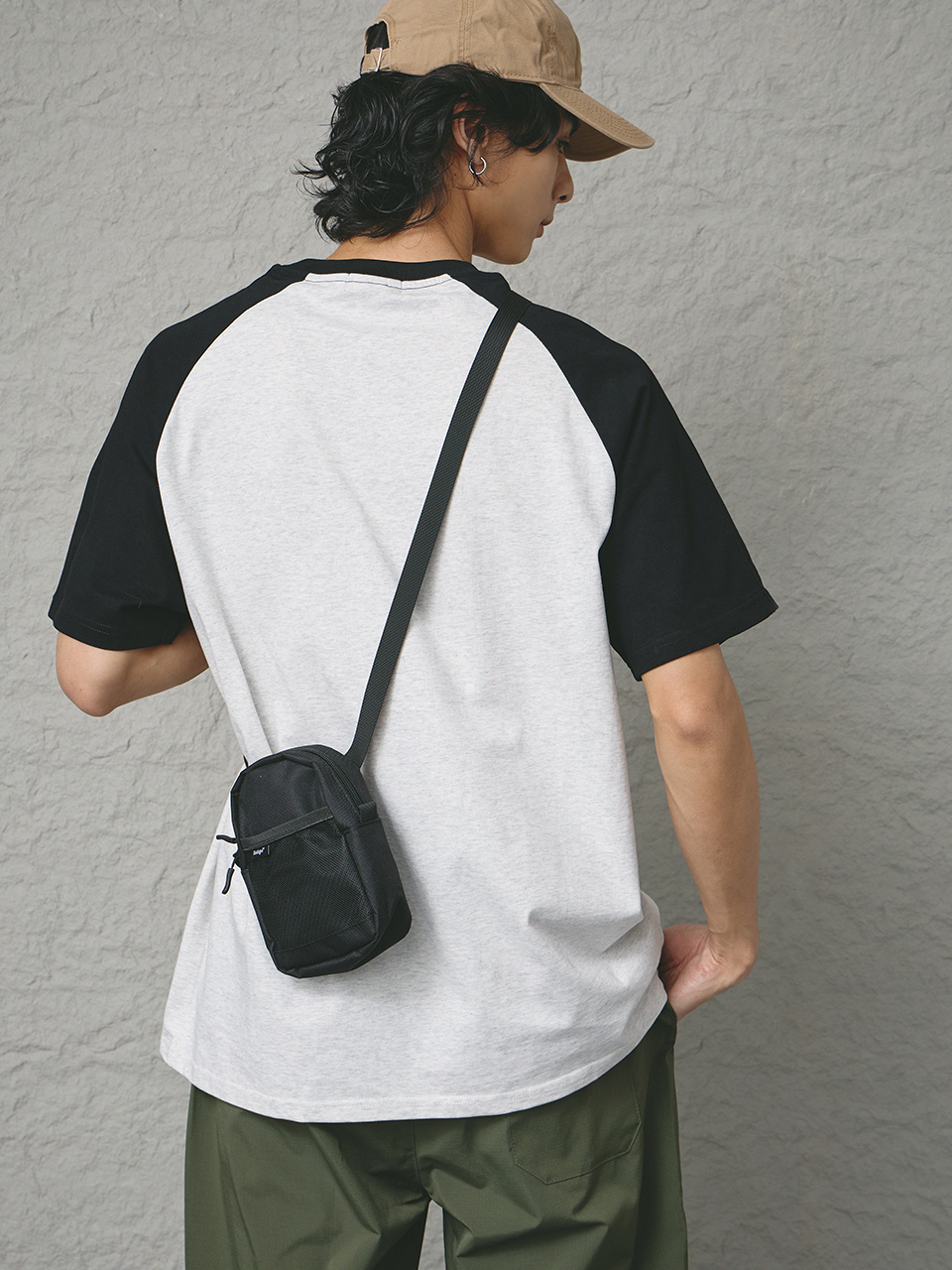 輕便小型斜背包