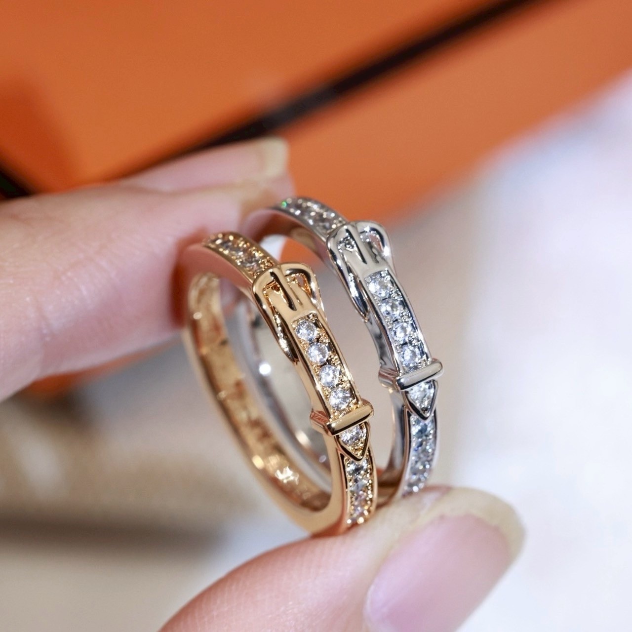 18k”H25 etriviere皮帶扣嵌鑽高奢定製細戒指