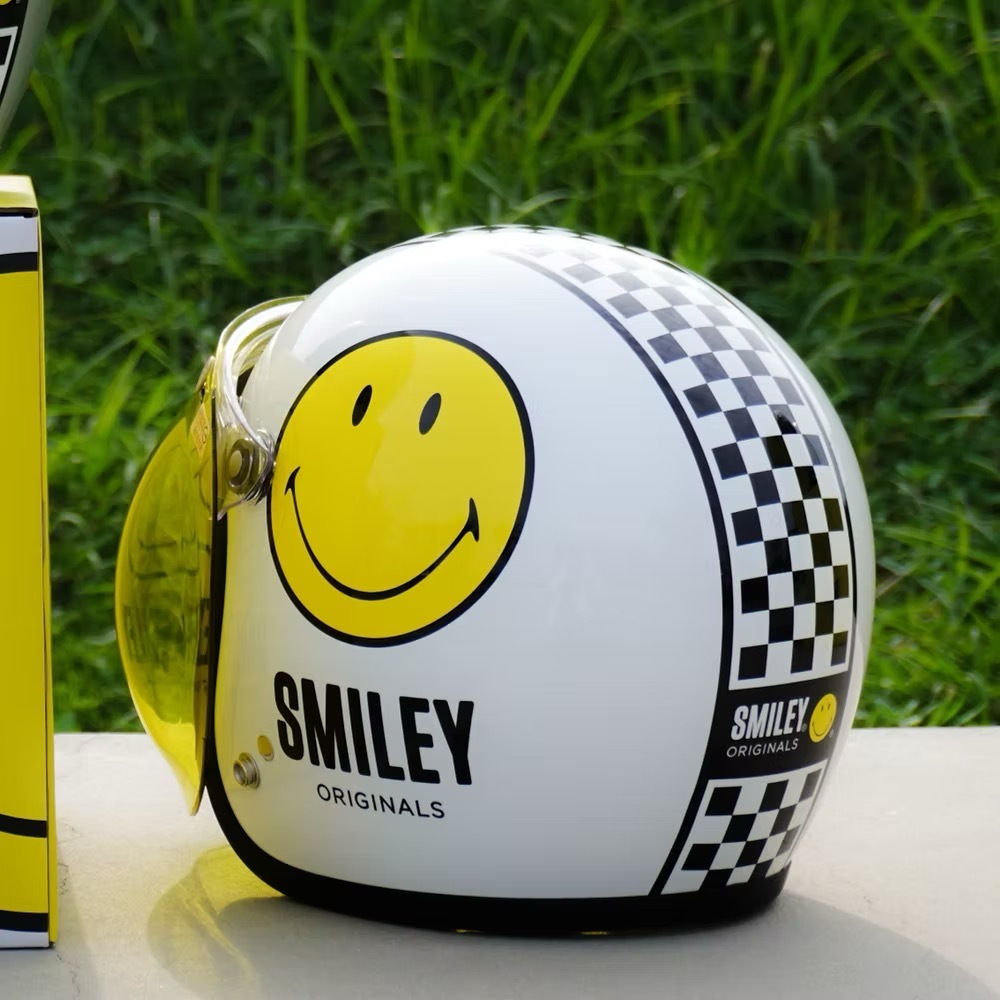 Gallop x SMILEY HELMET 黃色笑臉 聯名款【白色】3/4罩式