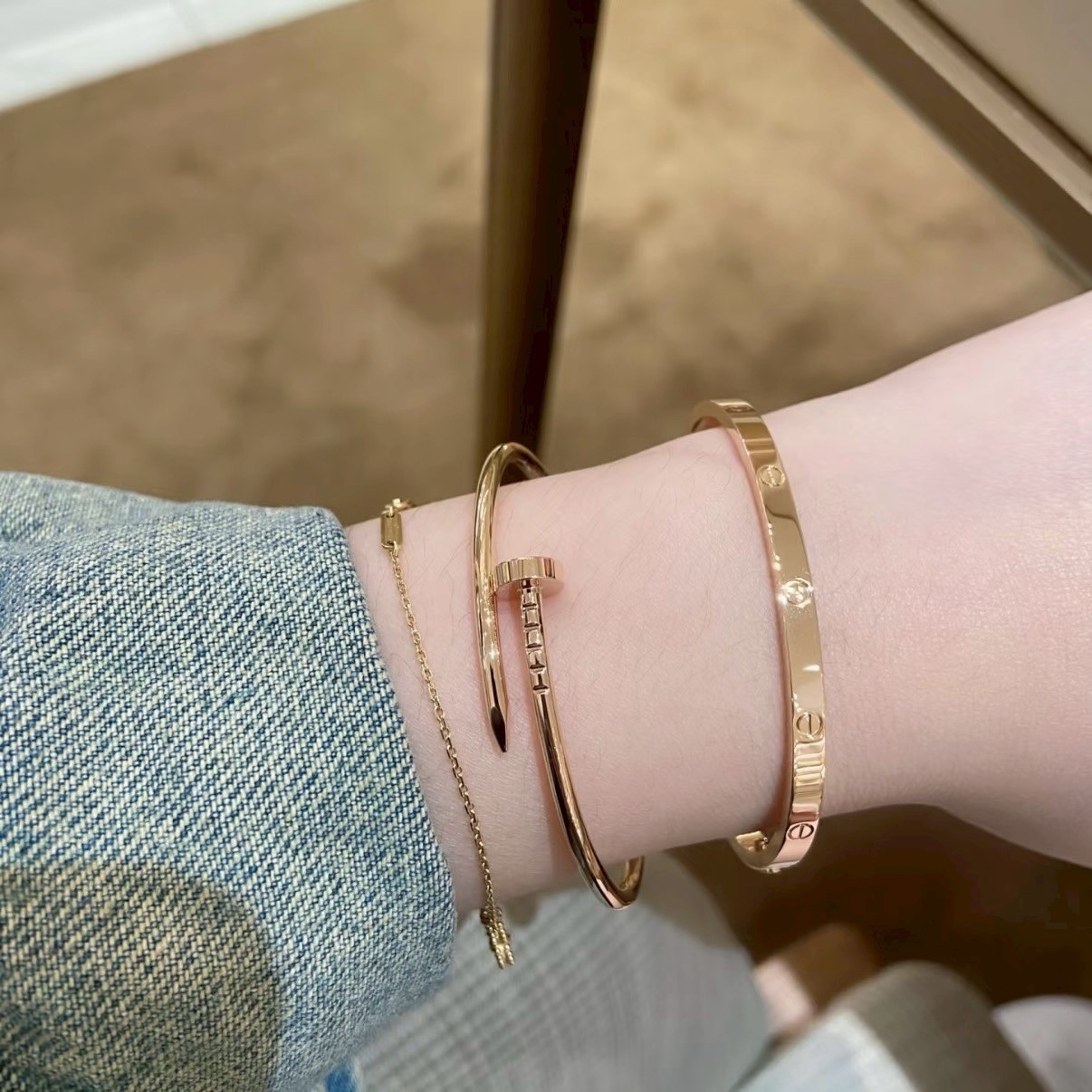 18k”ct經典細款光面無鑽釘子2.0高奢定製手鐲