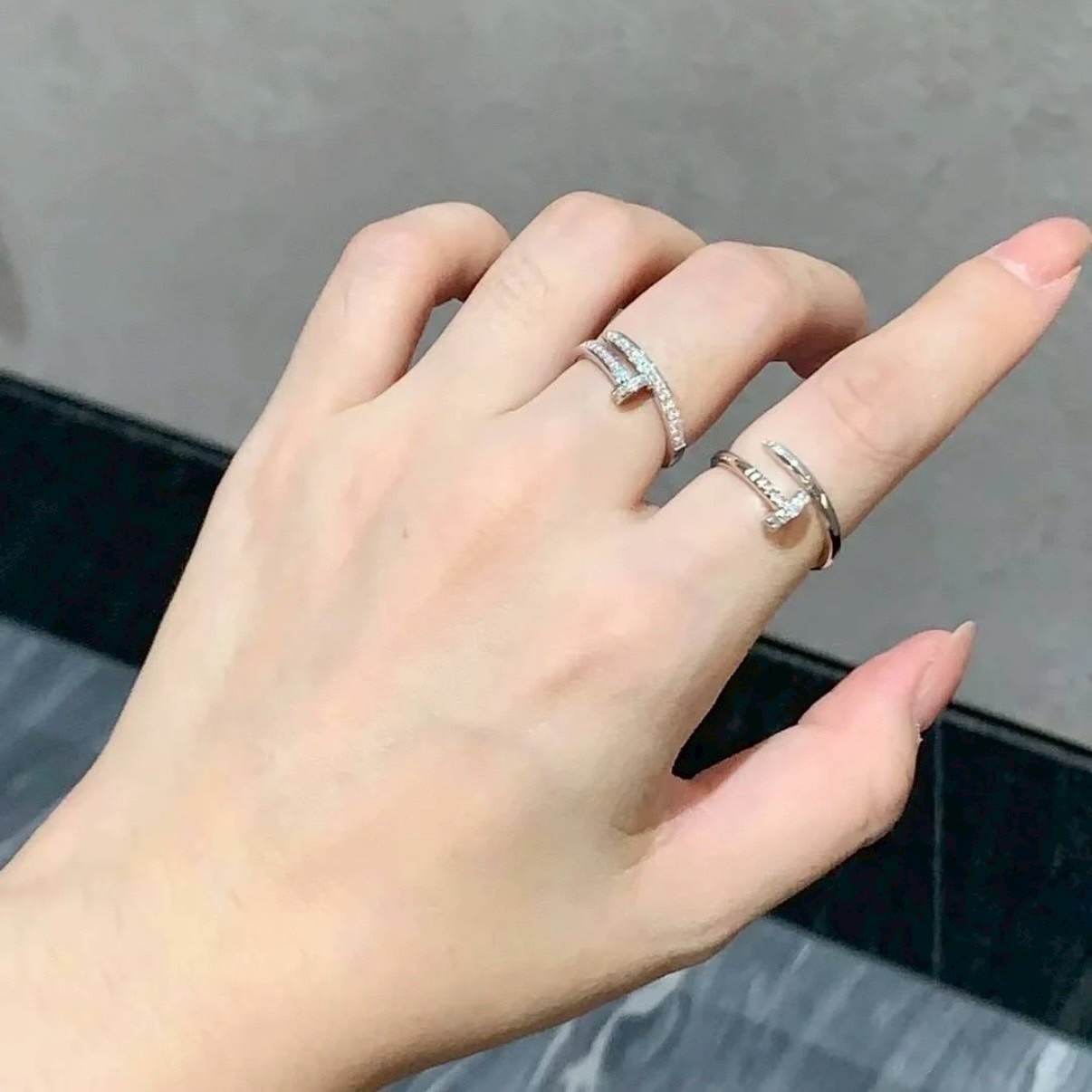 18k”ct Juste un clou高奢滿鑽粗釘子”定製戒指