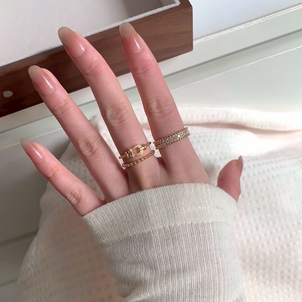 18k”va perlee diamonds單排一字鑲鑽珠珠’高奢定製戒