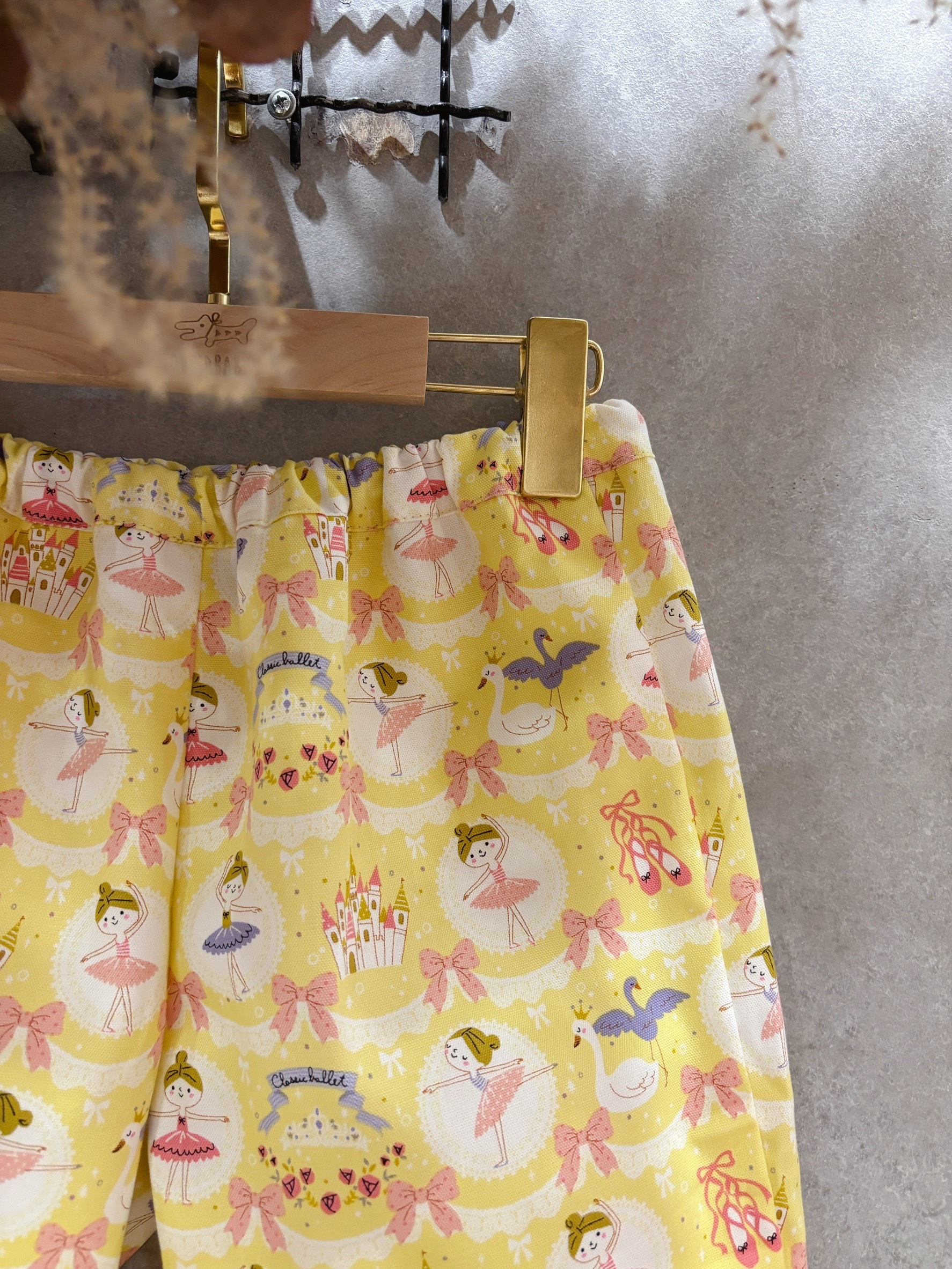 黃芭蕾女孩 九分寬褲（130）