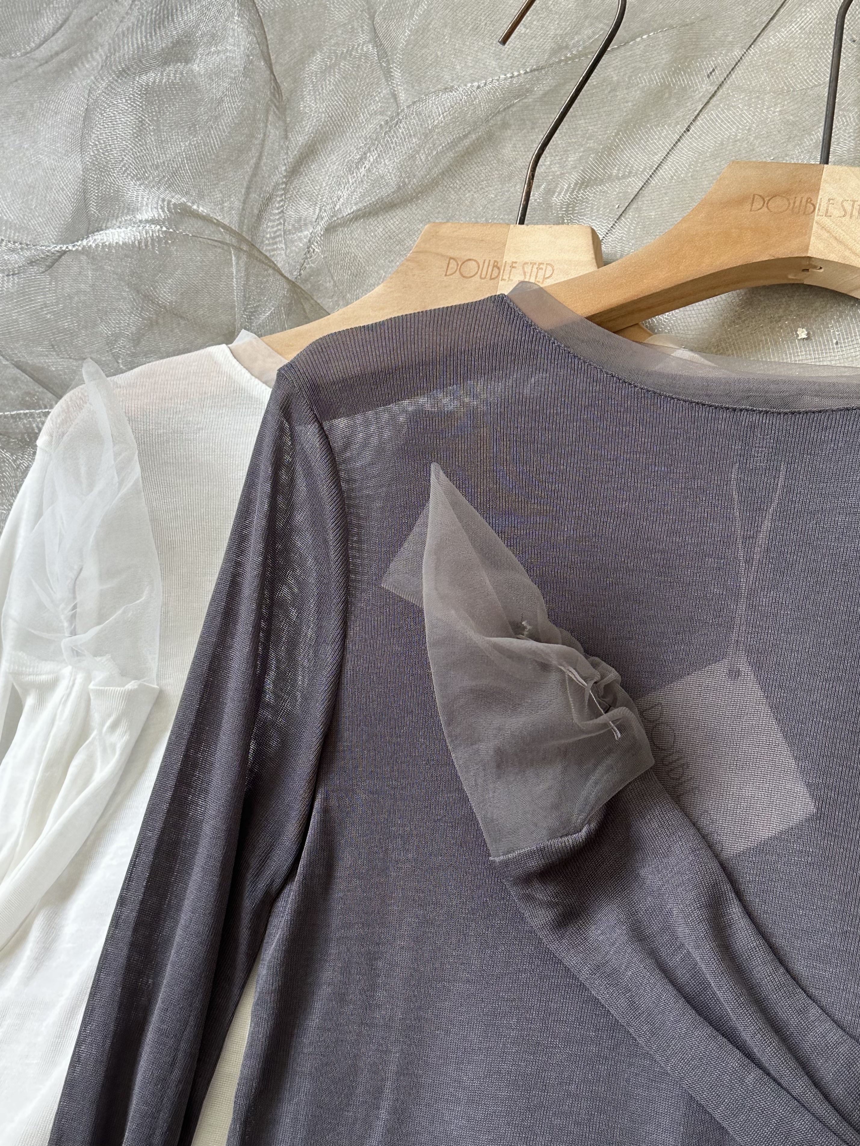 透簿紗袖上衣 - BL53782