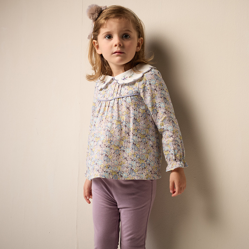 PIPPY 典雅滿版印花花邊領圍長袖上衣 紫