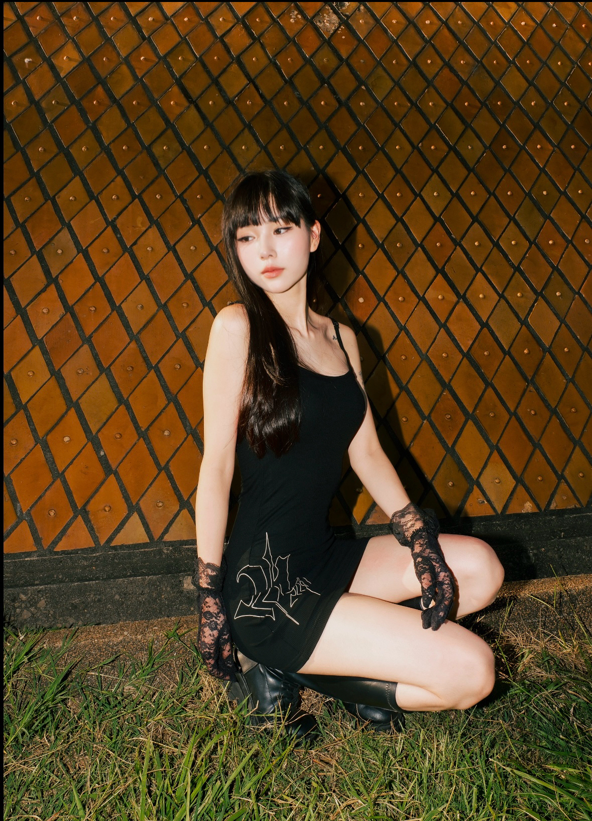 ATONEGIRLS “ONE PIECE” cross label cotton dress