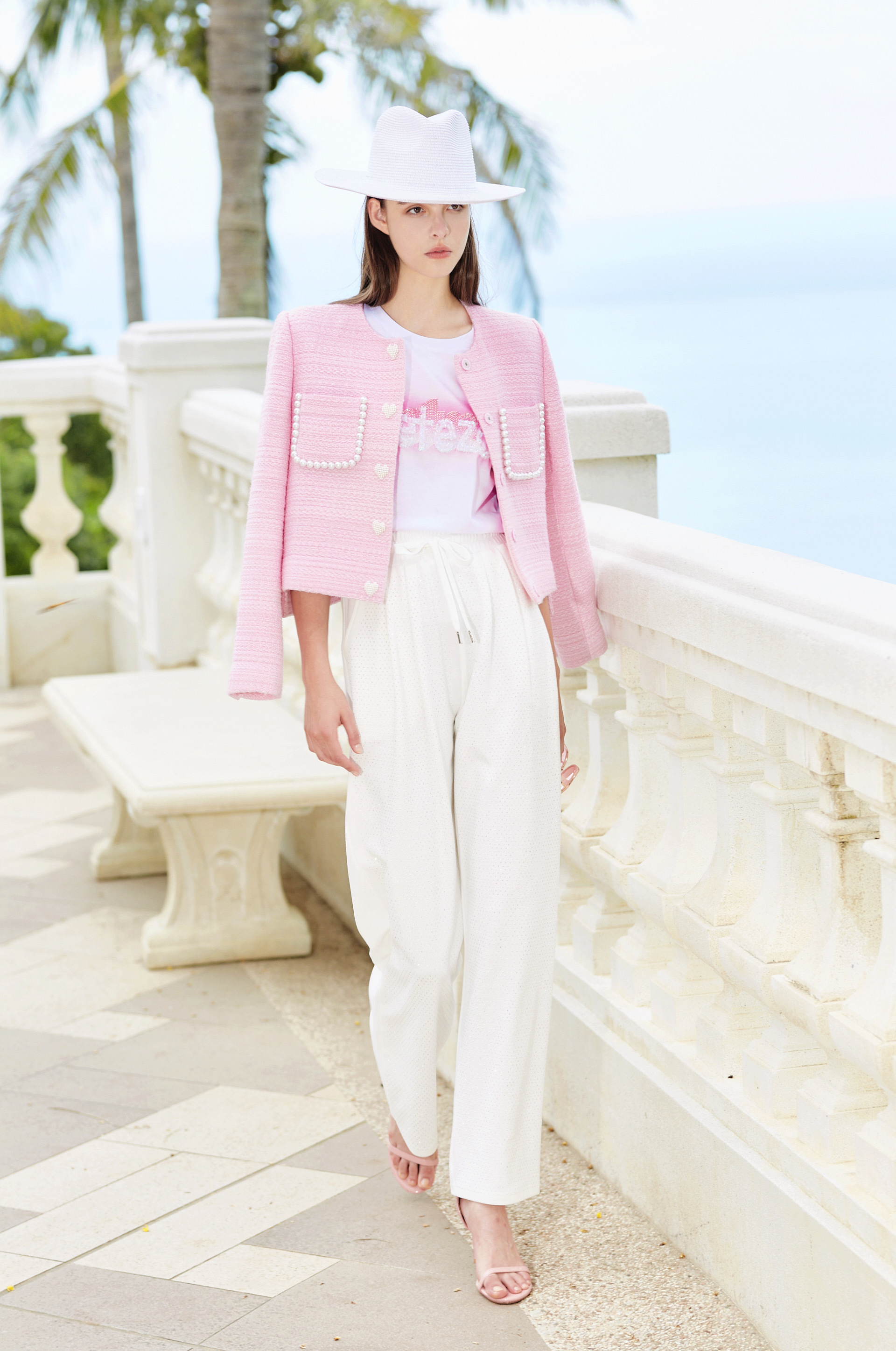 BD10320A1 珍珠玫瑰渲染重工 logo T (2色)