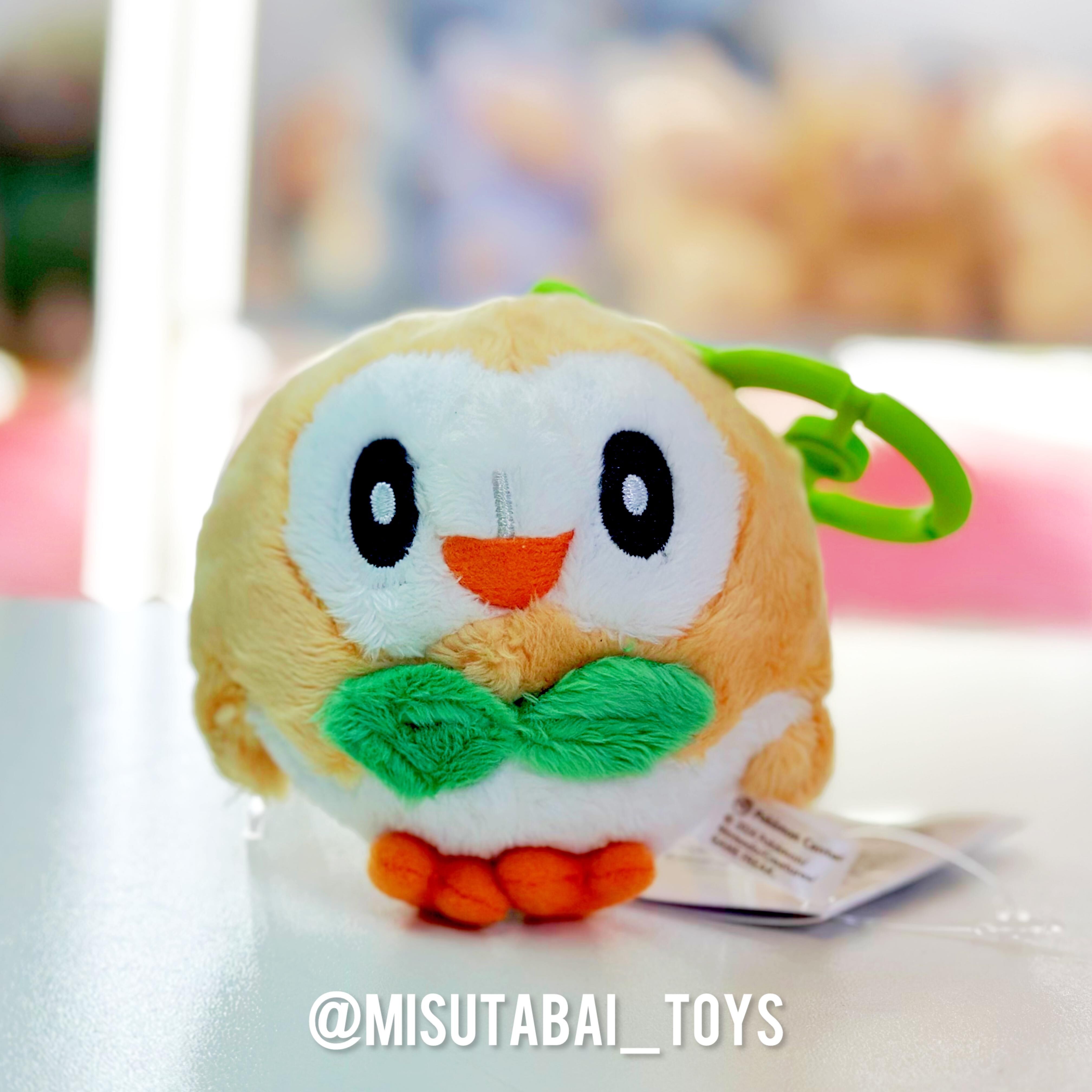 Pokemon Center Plush with carabiner Rowlet
